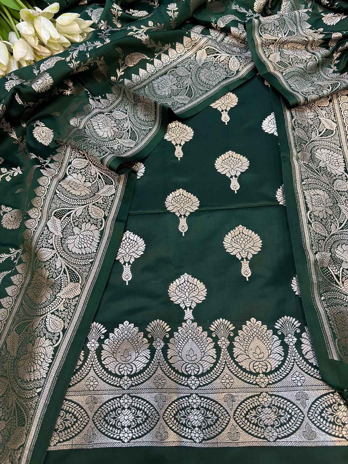 Green Banarasi Mashru Silk Flower Design Three Piece Unstitched Suit Set - Luxurion World