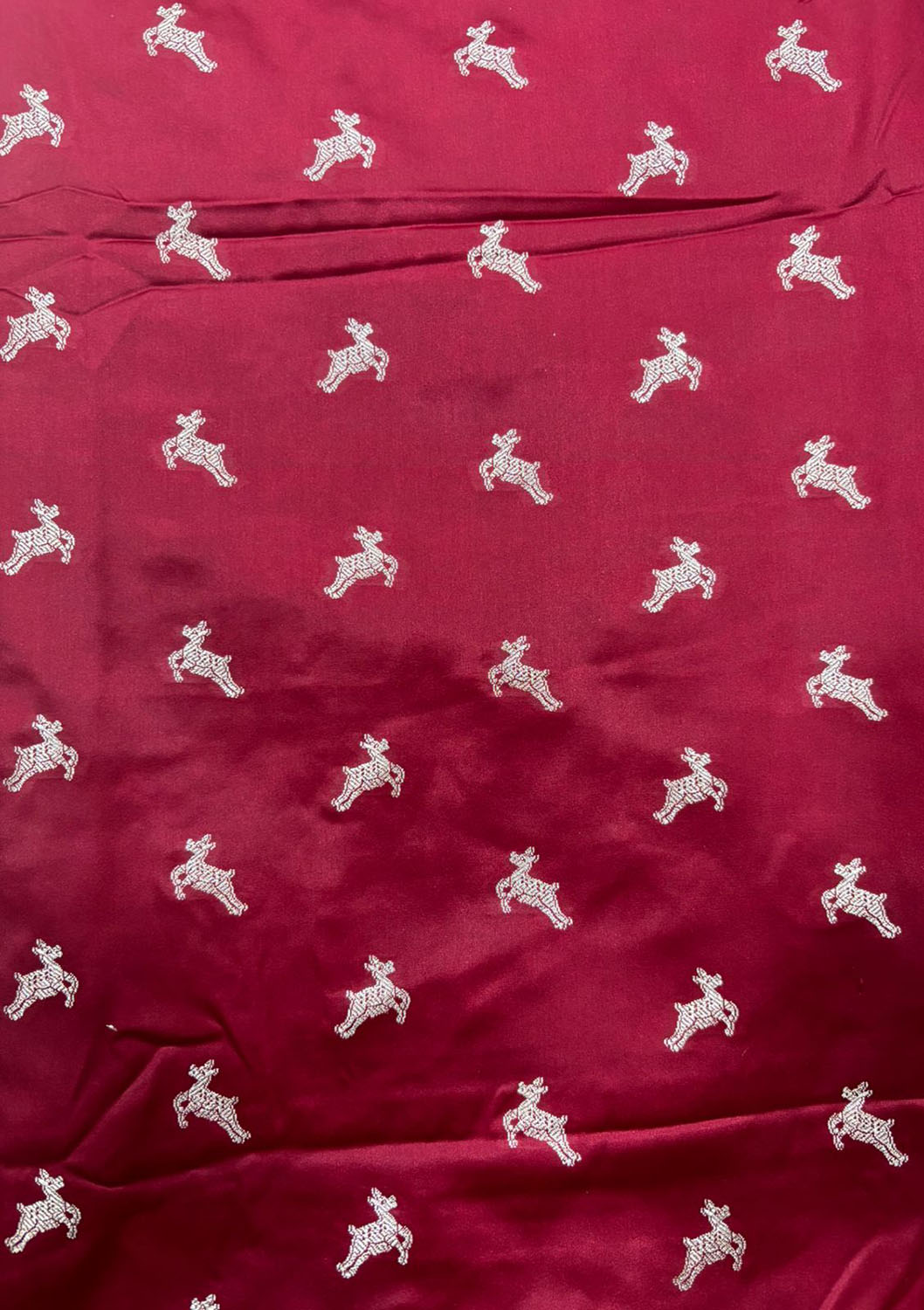 Red Banarasi Mashru Silk Deer Design Suit With Purple Banarasi Silk Sona Roopa Dupatta - Luxurion World