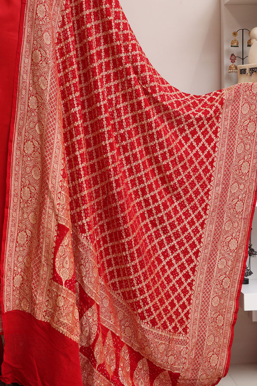 Red Banarasi Mashru Silk Flower Design Suit With Red Banarasi Bandhani Pure Georgette Dupatta - Luxurion World