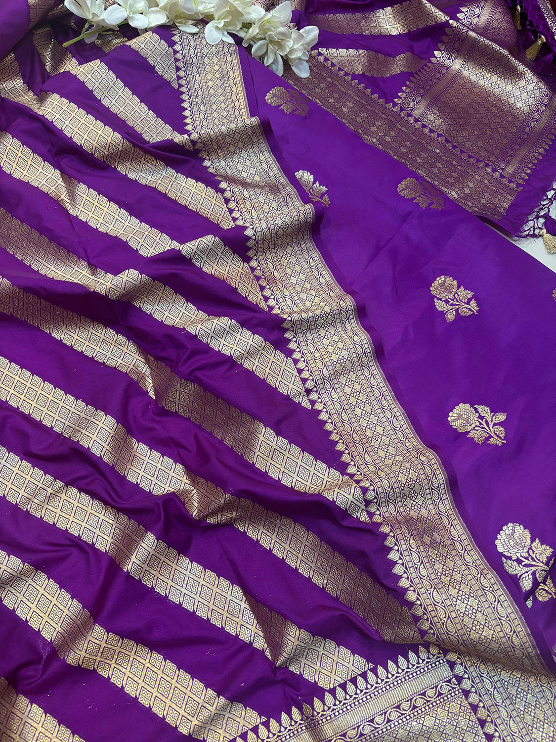 Stunning Purple Handloom Banarasi Silk Flower Design Suit With Purple Banarasi Silk Stripe Design Dupatta - Luxurion World