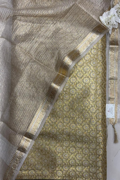 Green Handloom Banarasi Brocade Sona Roopa Flower Design Suit With Dyeable Banarasi Handloom Tissue Silk Crushed Dupatta - Luxurion World