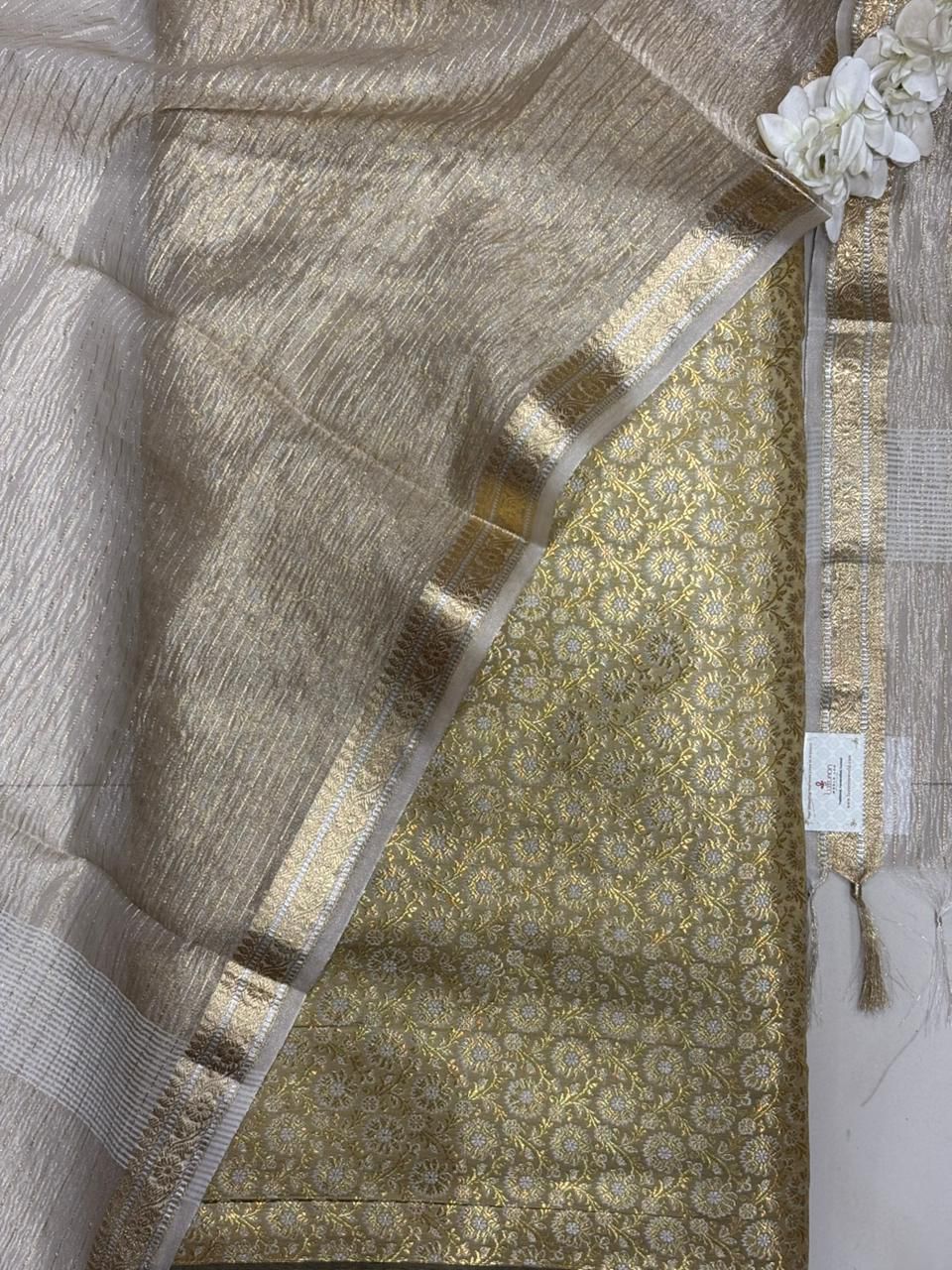 Green Handloom Banarasi Brocade Sona Roopa Flower Design Suit With Dyeable Banarasi Handloom Tissue Silk Crushed Dupatta - Luxurion World