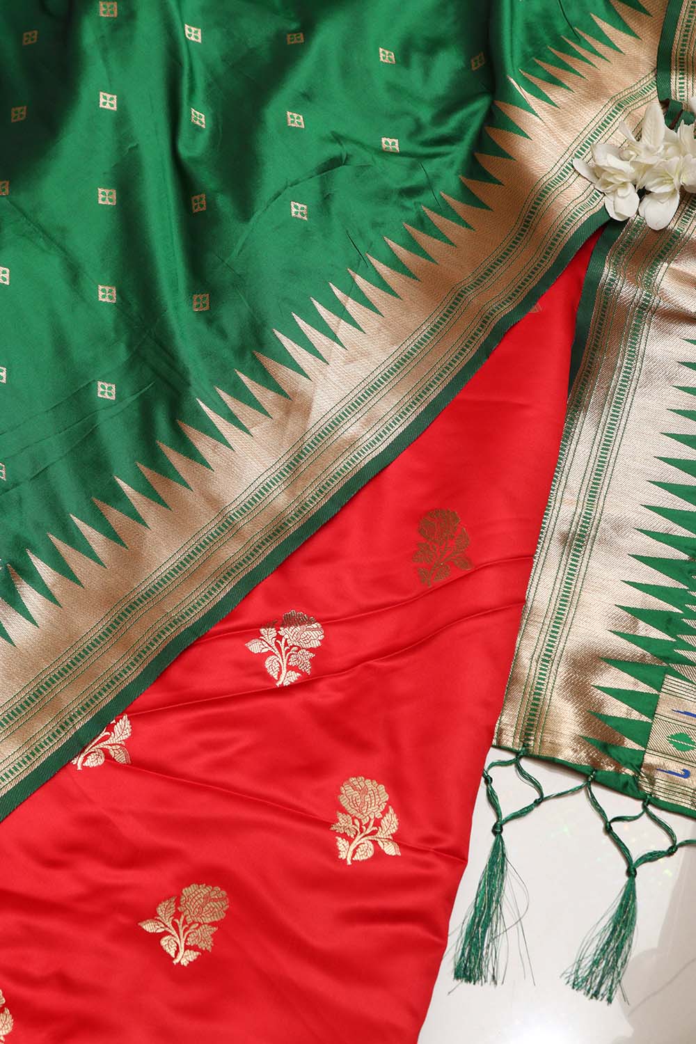 Red Handloom Banarasi Silk Flower Design Suit With Green Paithani Silk Bird & Floral Design Dupatta - Luxurion World