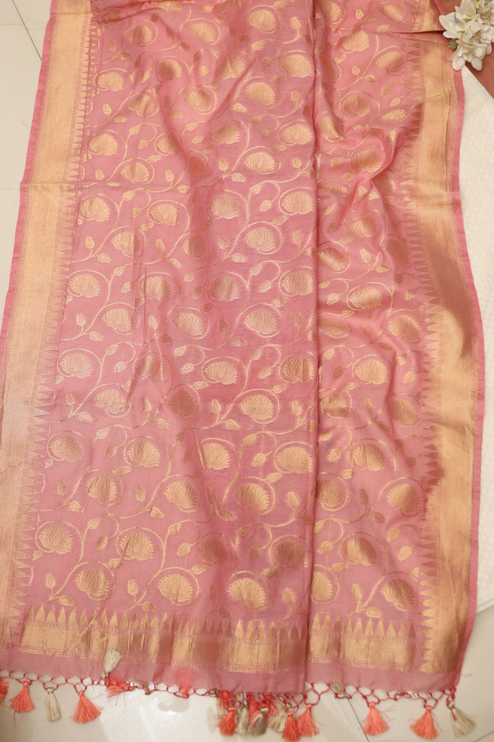 Dyeable Pure Cotton Handloom Banarasi Small Booti Design Suit With Pink Banarasi Cotton Dupatta - Luxurion World