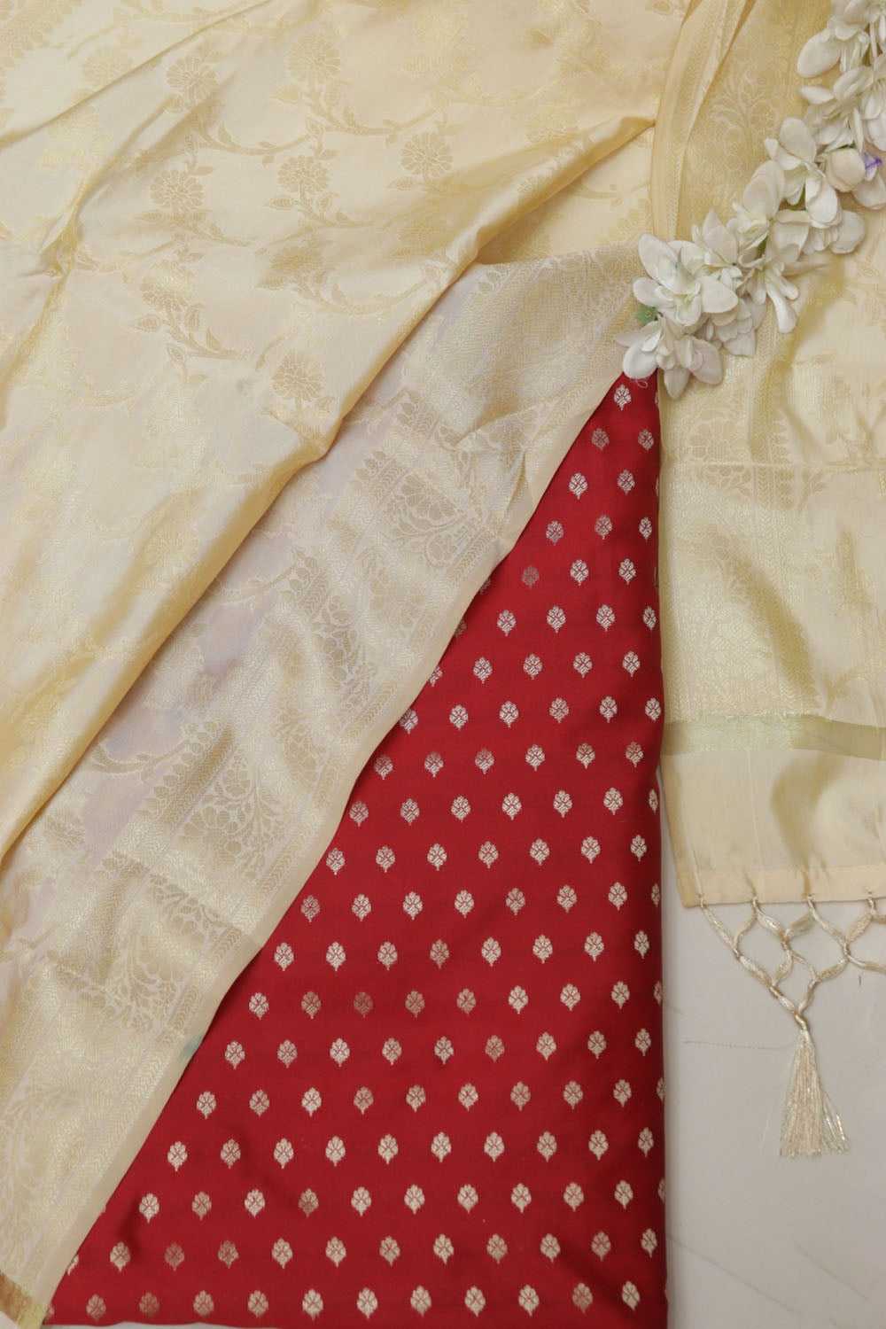Red Banarasi Silk Small Booti Design With Banarasi Silk Dupatta - Luxurion World