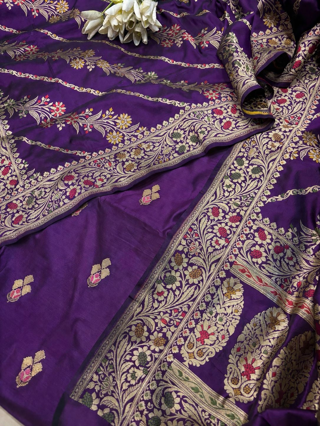 Purple Banarasi Handloom Chiniya Silk Suit With Purple Banarasi Handloom Pure Katan Silk Flower Design Meenakari Dupatta - Luxurion World