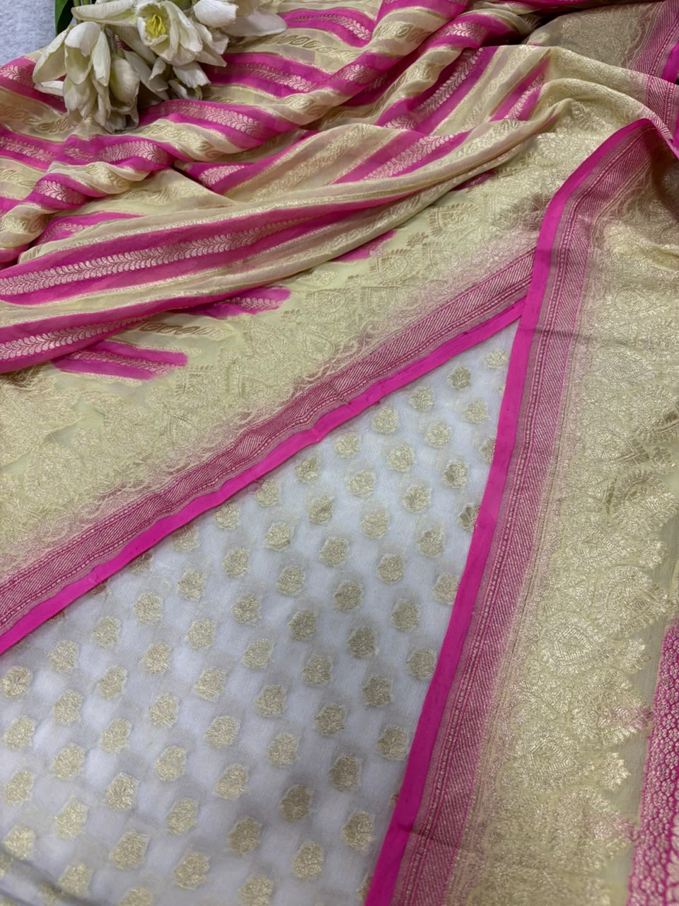 IS4B126071501 Dyeable Handloom Banarasi Pure Georgette Booti Design Suit With Pink & Pastel Banarasi Handloom Pure Georgette Dupatta