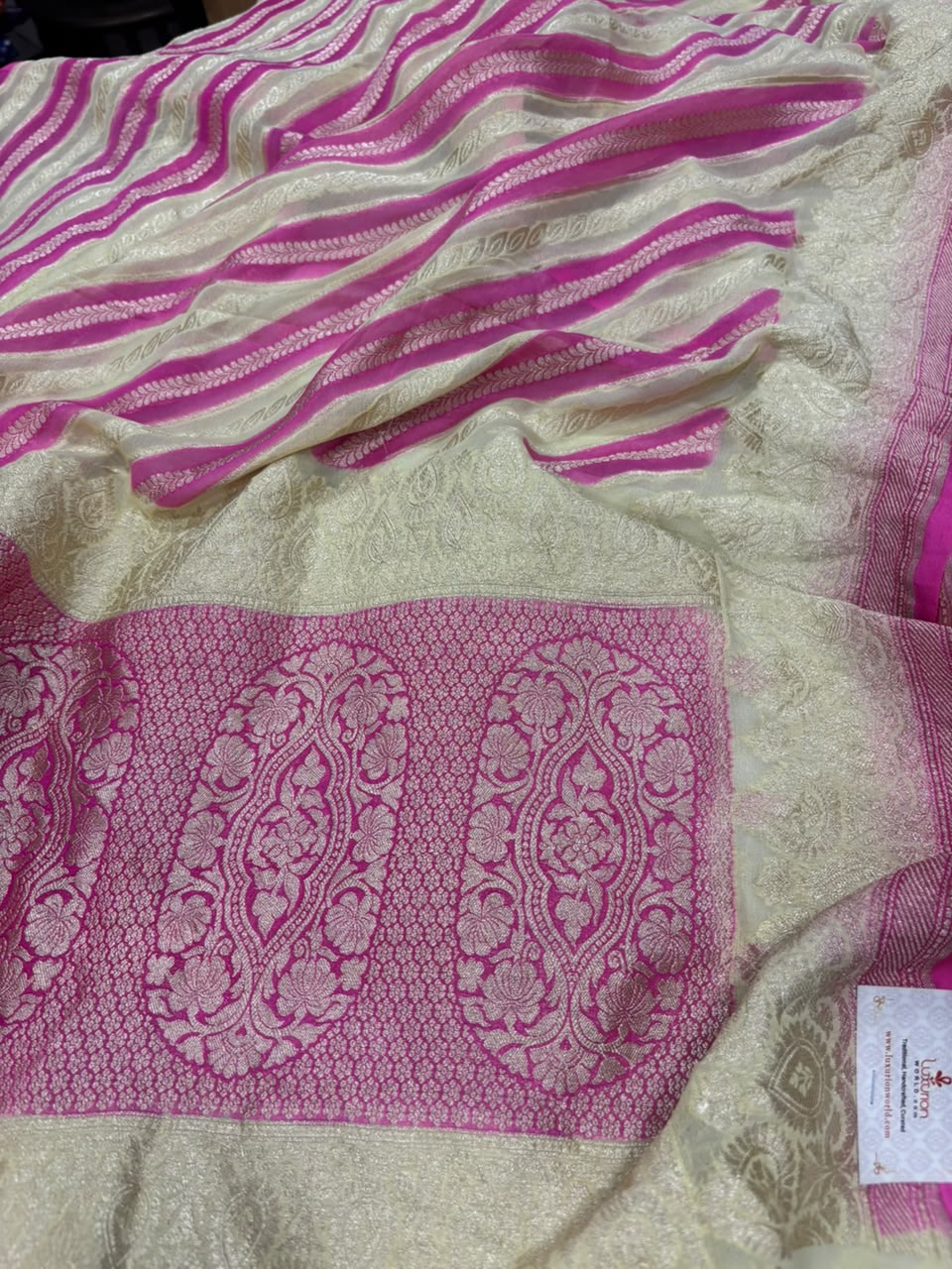 IS4B126071501 Dyeable Handloom Banarasi Pure Georgette Booti Design Suit With Pink & Pastel Banarasi Handloom Pure Georgette Dupatta
