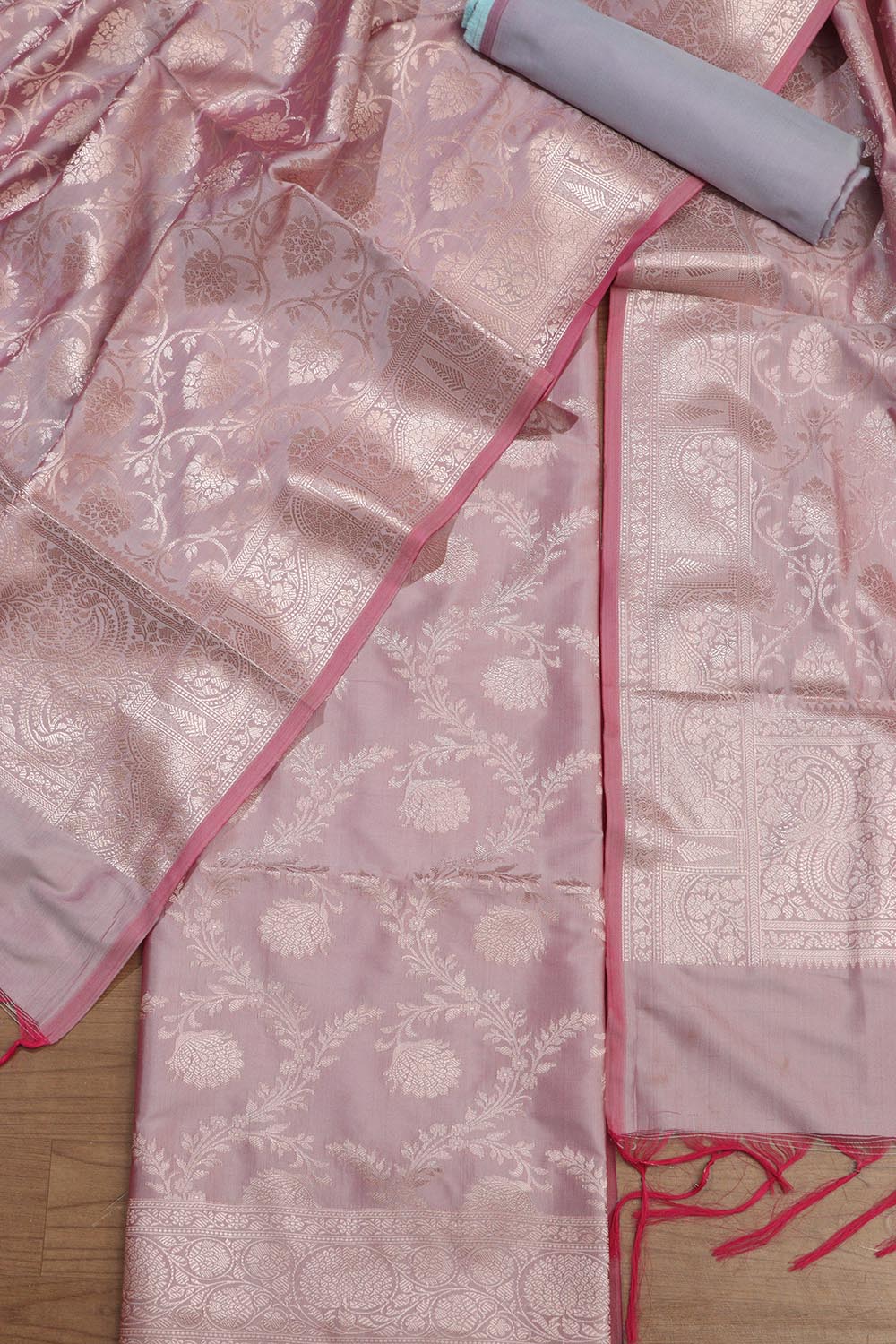 Elegant Purple Banarasi Silk Suit Set - Luxurion World