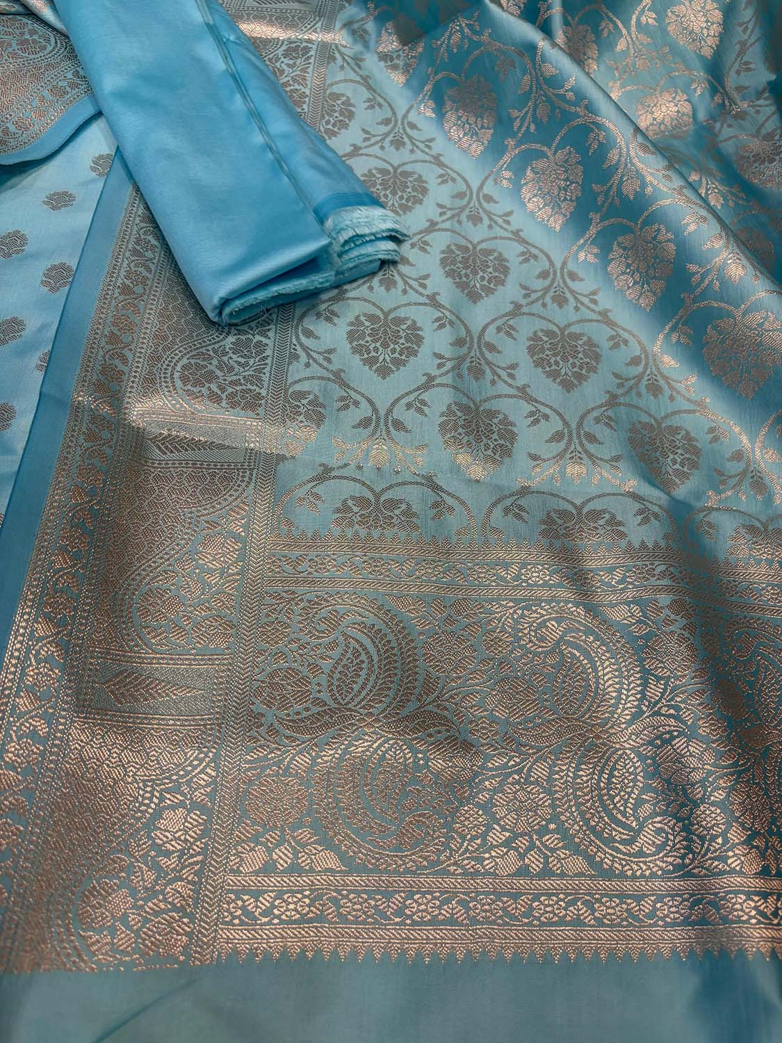 Blue Banarasi Silk Suit Set - Elegant and Timeless - Luxurion World