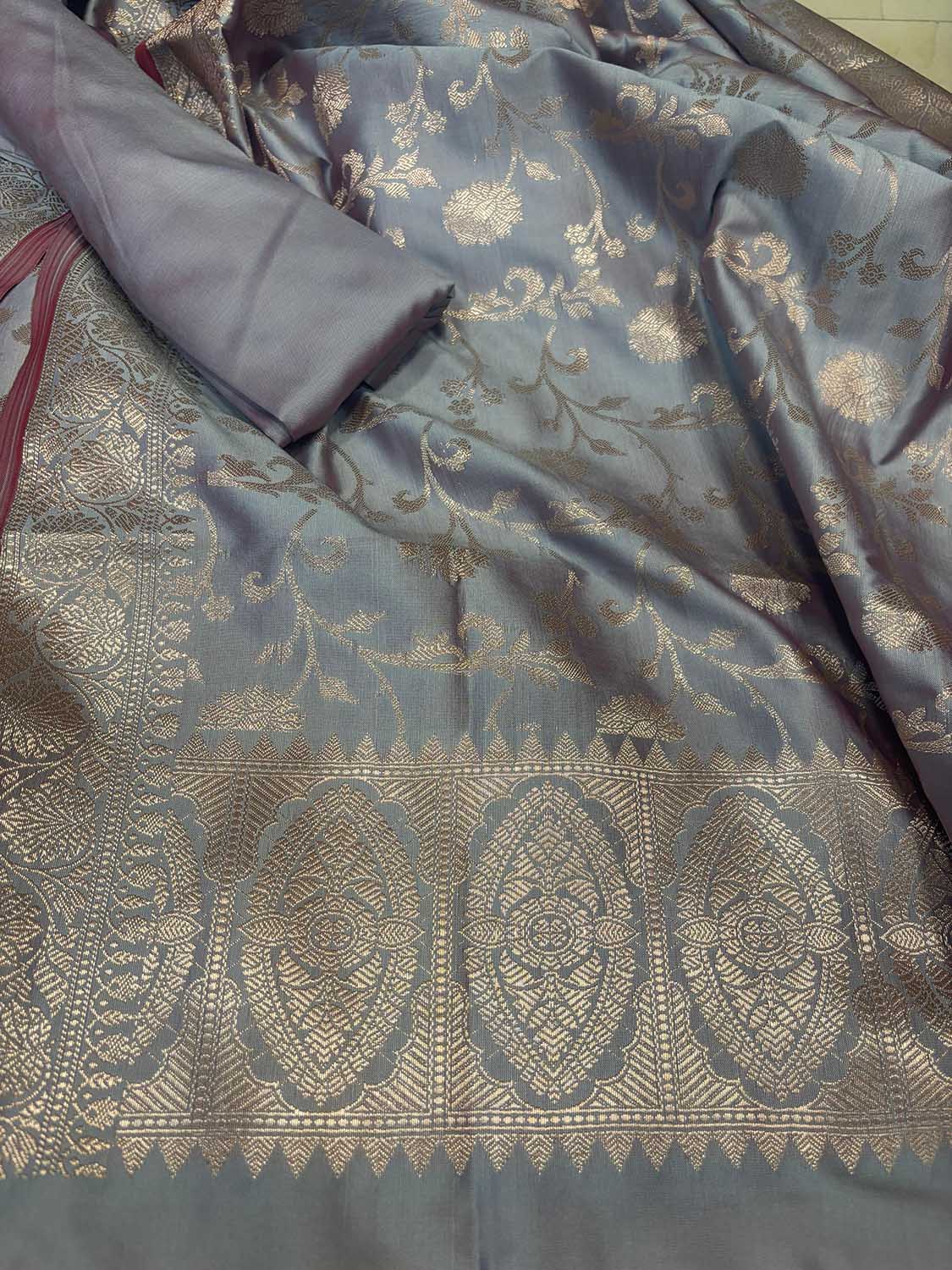 Elegant Grey Banarasi Silk Suit Set - Luxurion World