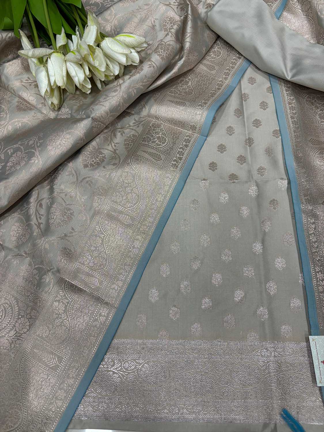 Pastel Banarasi Silk Suit Set - Elegant and Timeless - Luxurion World
