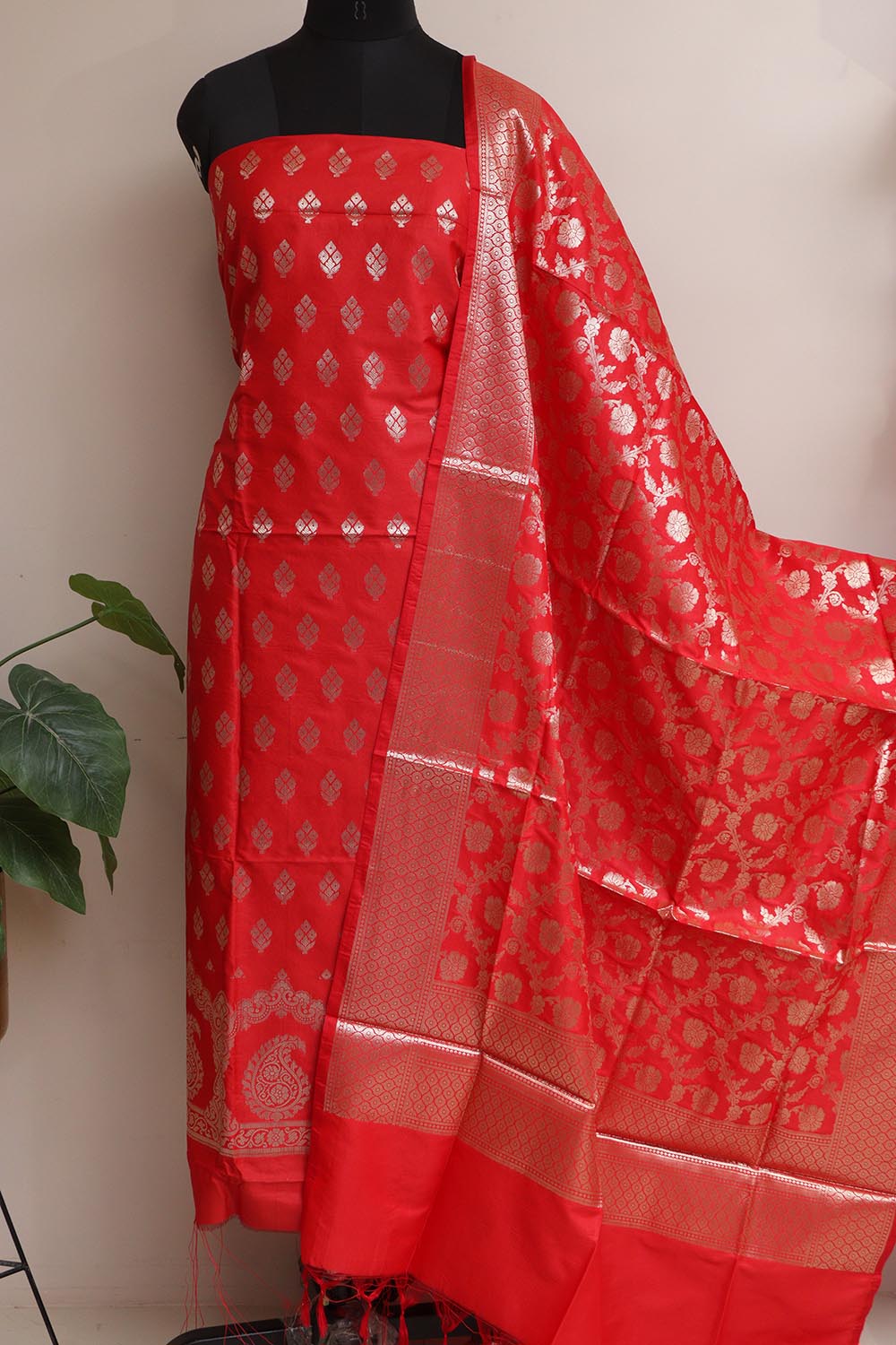 Stunning Red Banarasi Silk Three Piece Unstitched Suit Set - Luxurion World