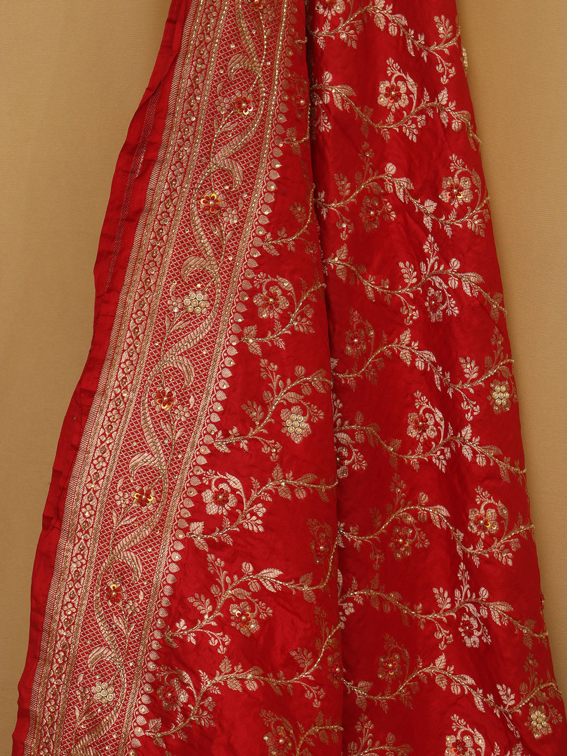 Red Banarasi Handloom Pure Katan Silk Three Piece Unstitched Suit Set - Luxurion World