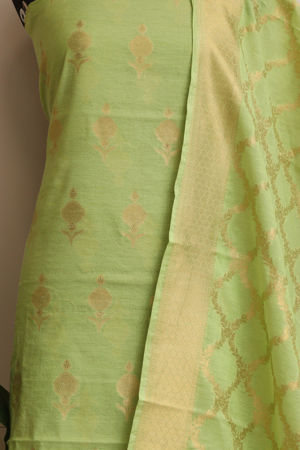 Green Banarasi Cotton Three Piece Unstitched Suit Set - Luxurion World