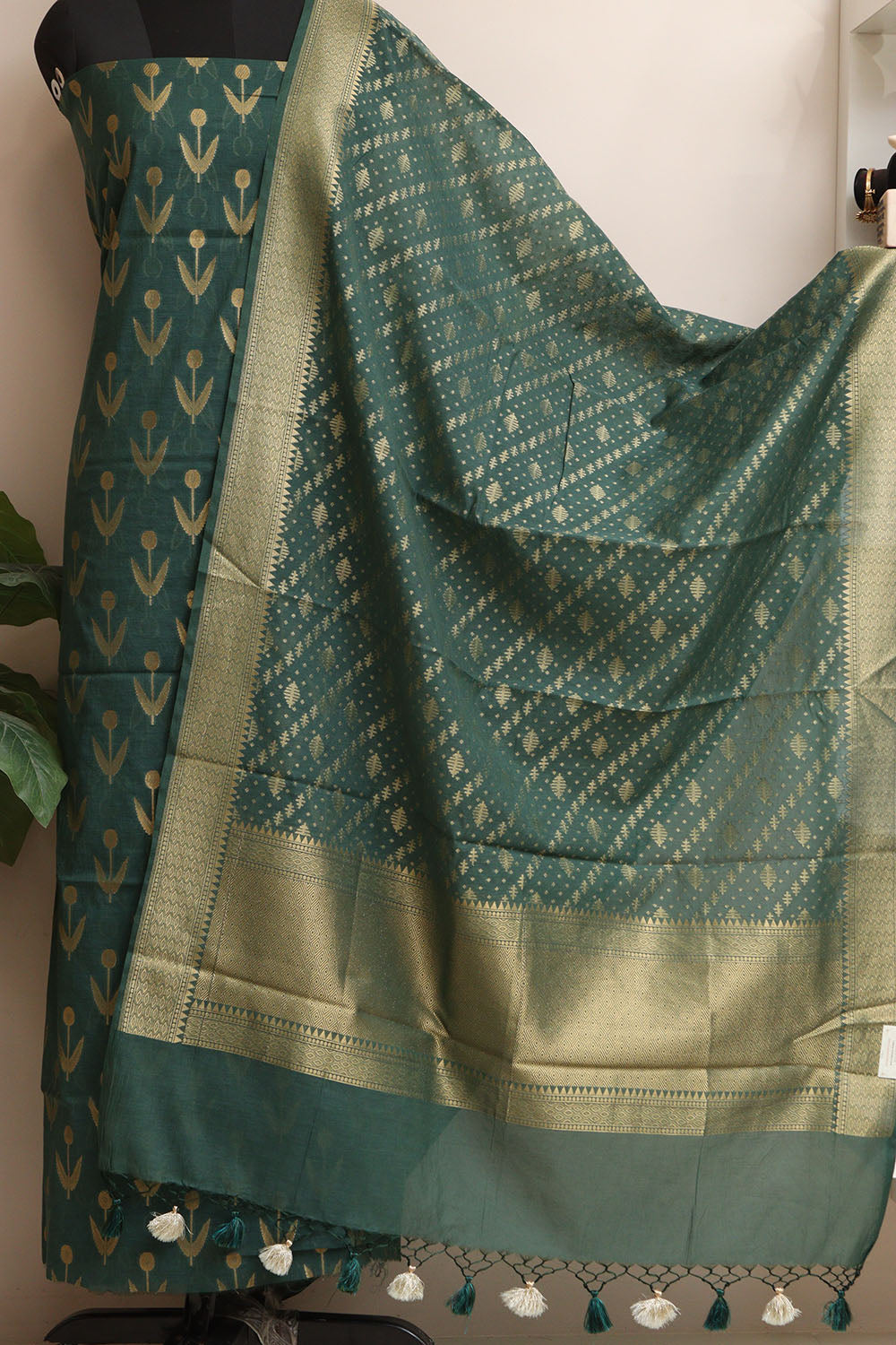Dark Green Banarasi Cotton Three Piece Unstitched Suit Set - Luxurion World