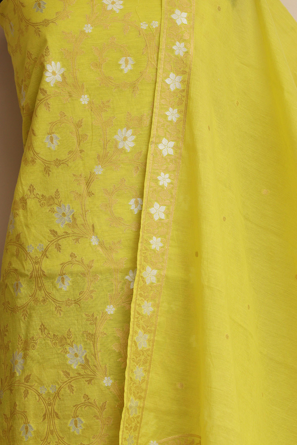 Green Banarasi Premium Cotton Three Piece Unstitched Sona Roopa Flower Design Suit Set - Luxurion World