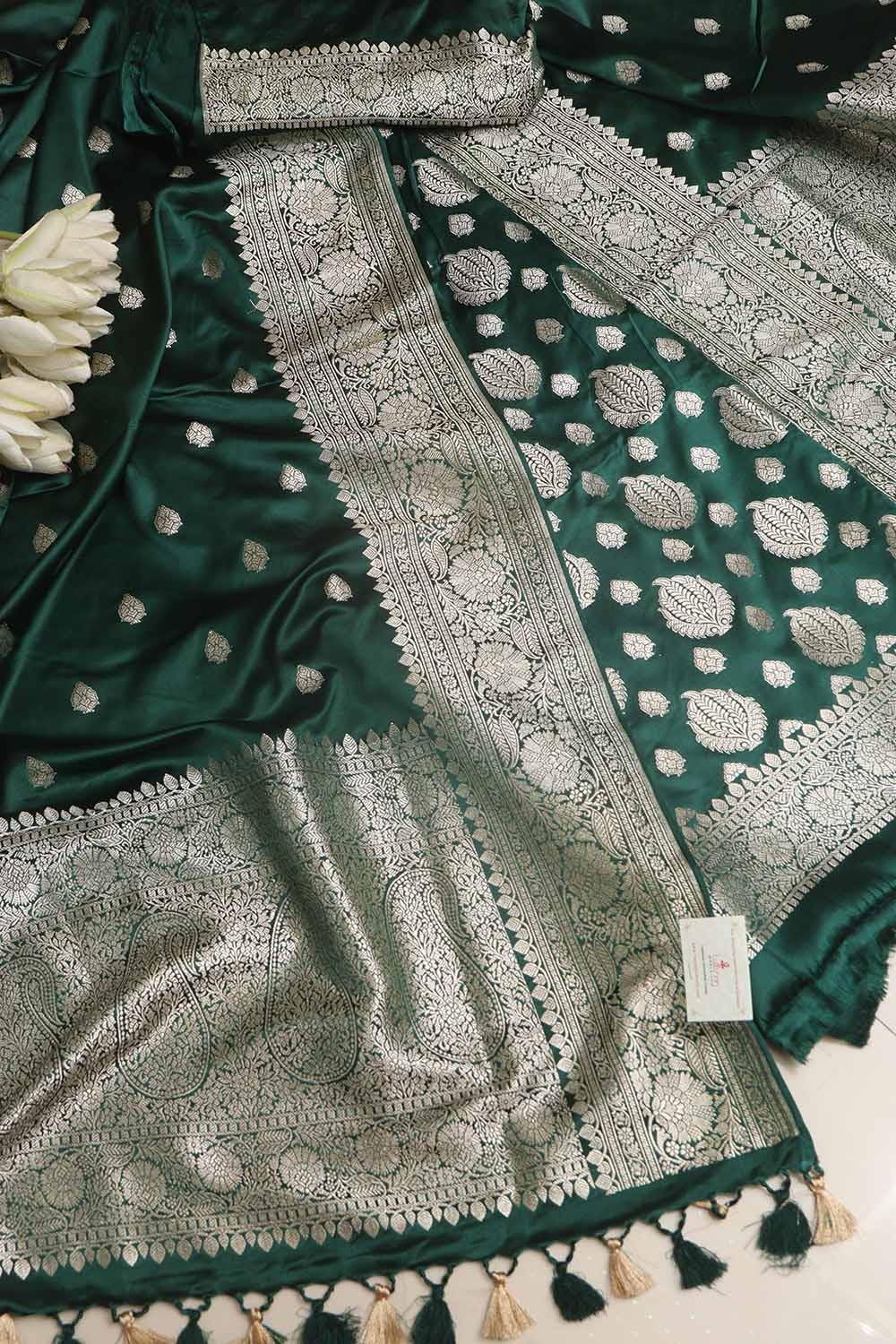 Green Banarasi Mashru Silk Boota Design Three Piece Unstitched Suit Set - Luxurion World