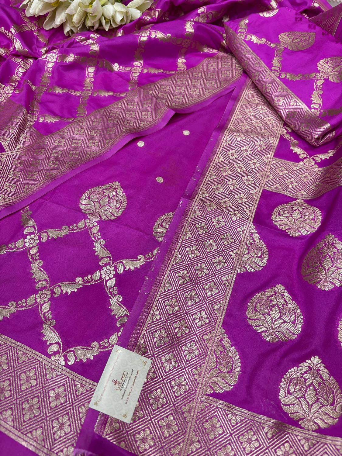 Stunning Pink Banarasi Silk Three Piece Unstitched Suit Set - Luxurion World
