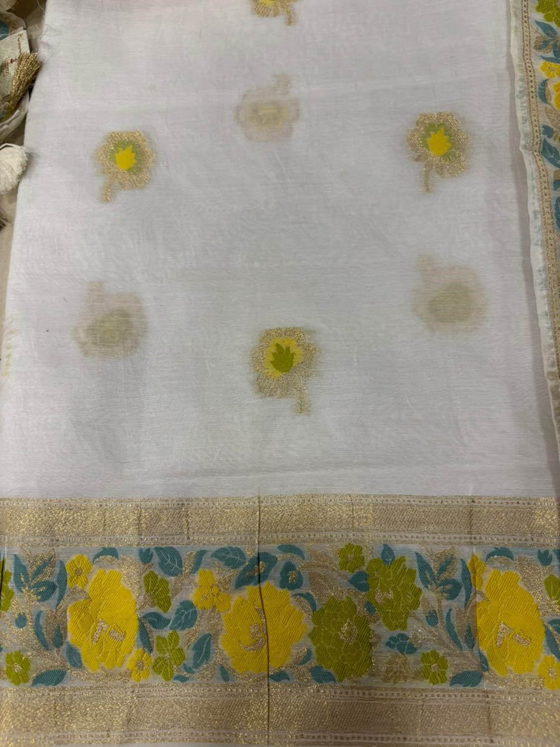 Dyeable Pure Cotton Banarasi Handloom Meenakari Unstitched Three Piece Suit Set - Luxurion World