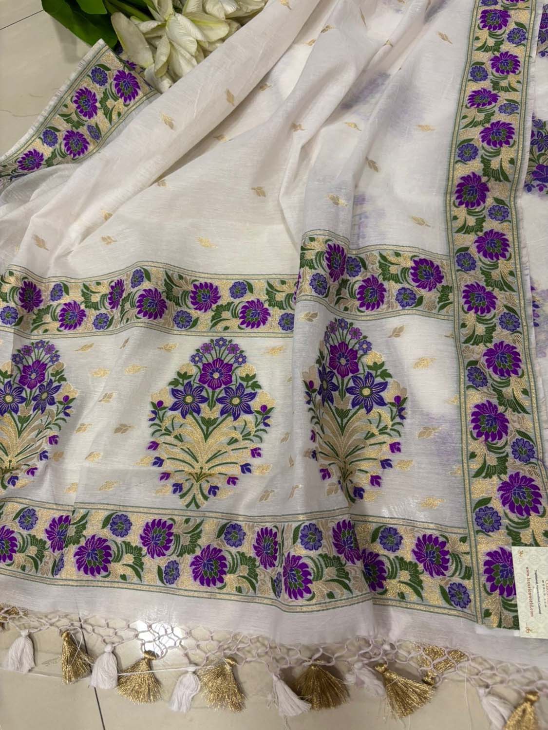 Dyeable Pure Cotton Banarasi Handloom Meenakari Unstitched Three Piece Suit Set - Luxurion World