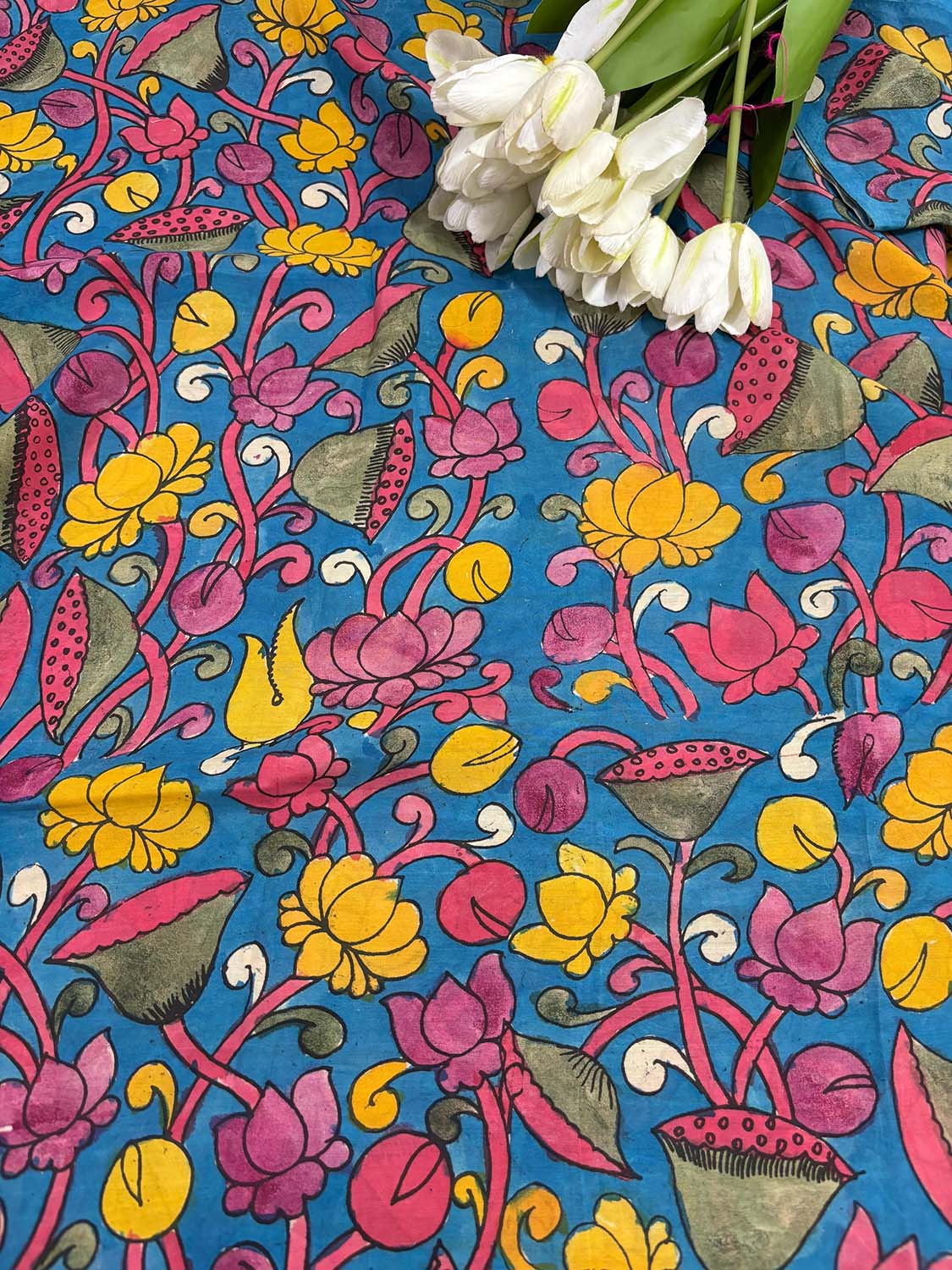 Blue Pen Kalamkari Pure Silk Suit With Pink Kalamkari Hand Painted Pure Bangalore Silk Dupatta - Luxurion World