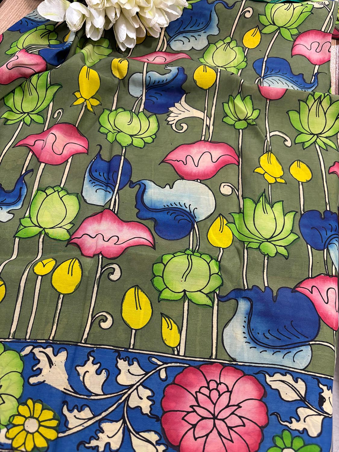 Green Kalamkari Hand Painted Pure Bangalore Silk Suit With Golden Kalamkari Hand Painted Pure Bangalore Silk Dupatta - Luxurion World