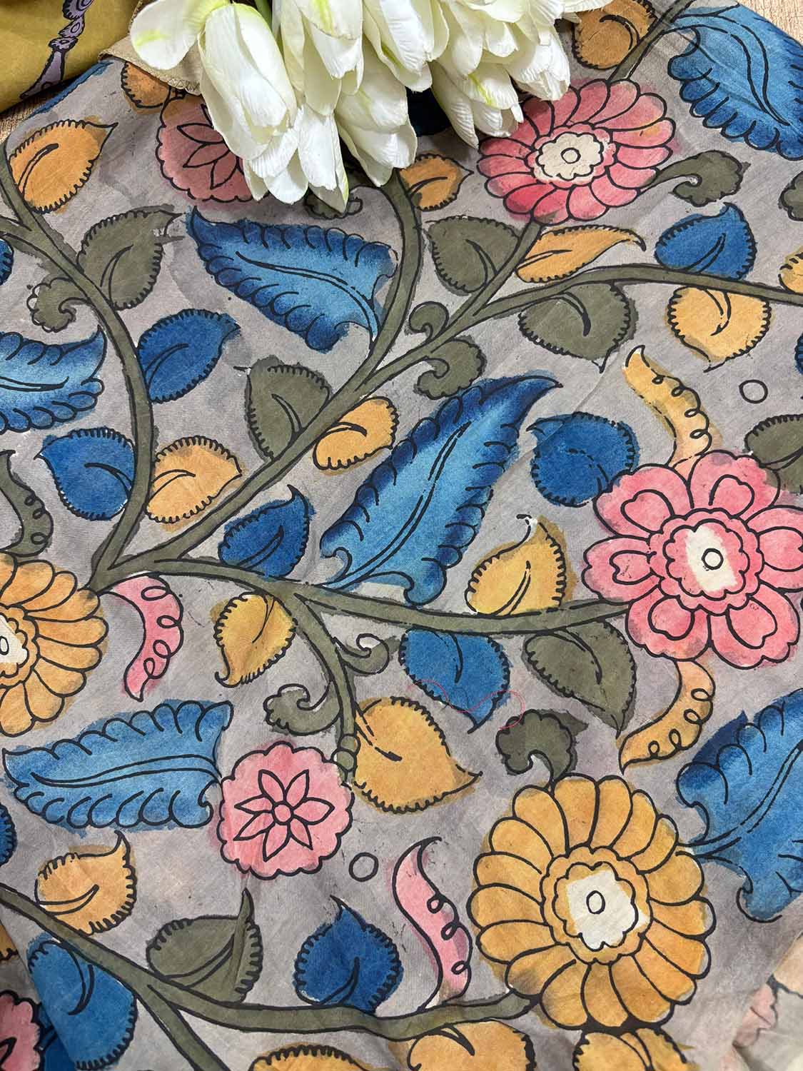 Multicolor Pen Kalamkari Pure Silk Suit With Multicolor Kalamkari Hand Painted Pure Bangalore Silk Dupatta - Luxurion World