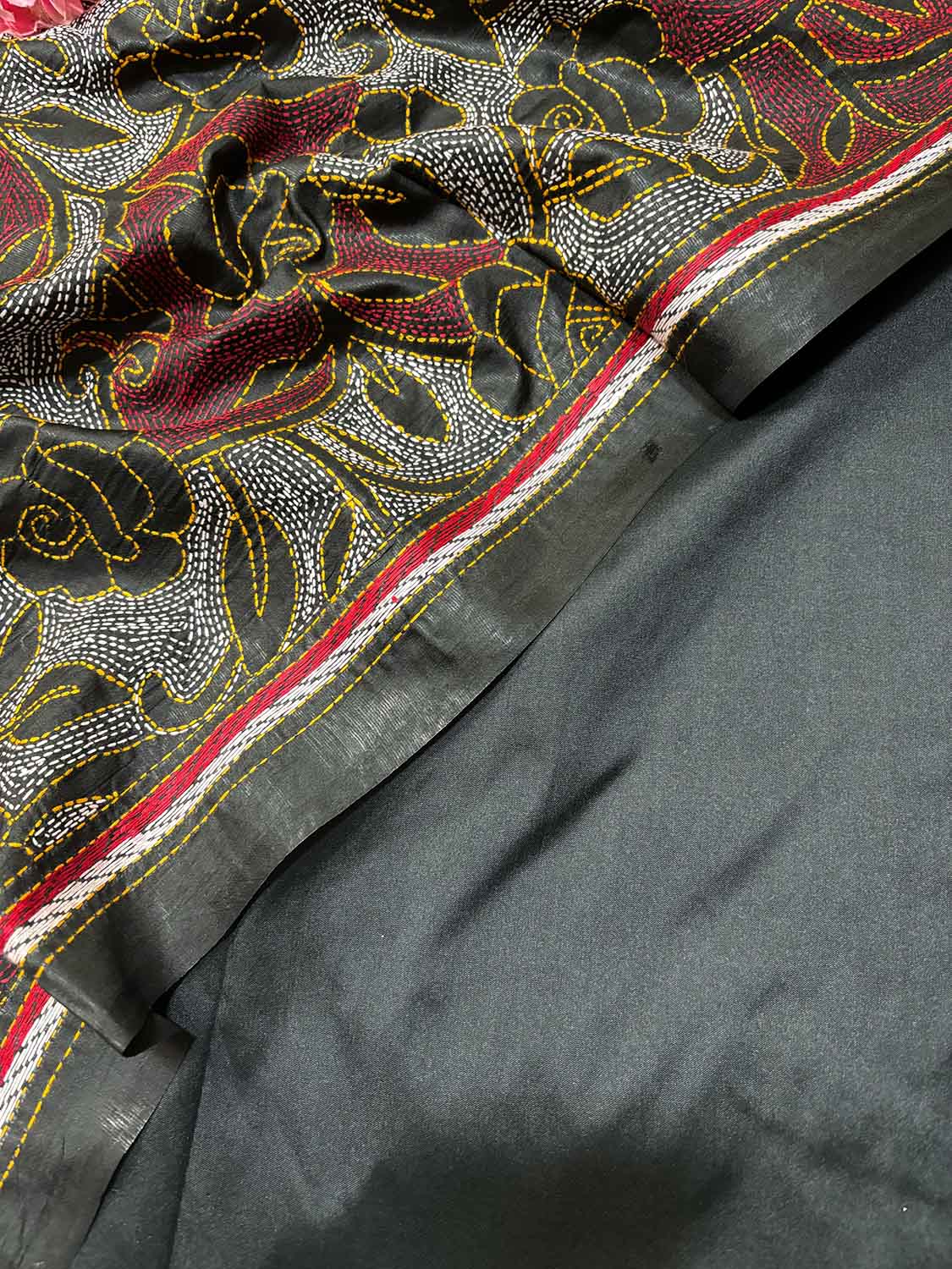 Black Plain Silk Suit With Black Hand Embroidered Reversible Kantha Pure Silk Dupatta - Luxurion World