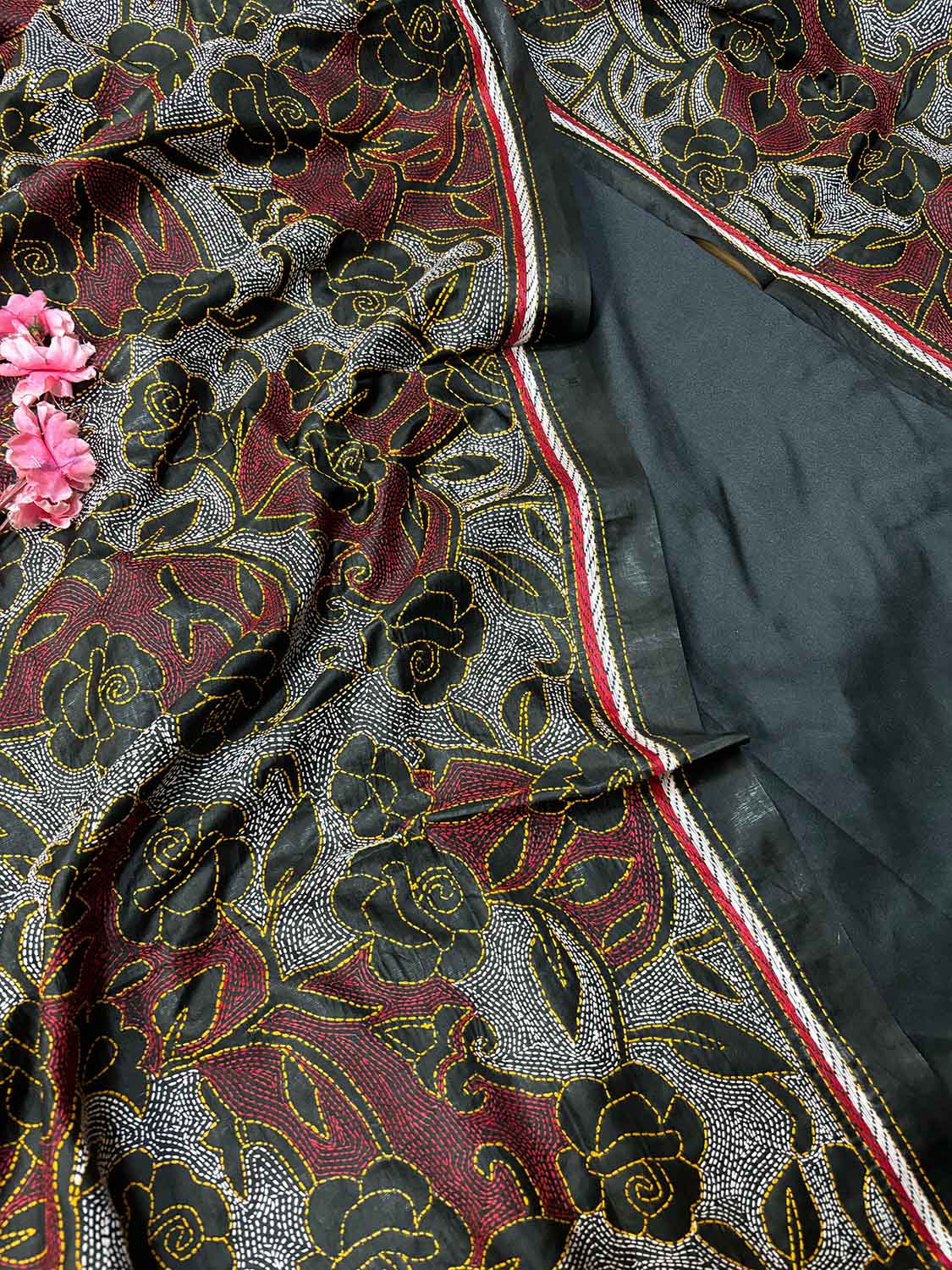 Black Plain Silk Suit With Black Hand Embroidered Reversible Kantha Pure Silk Dupatta - Luxurion World
