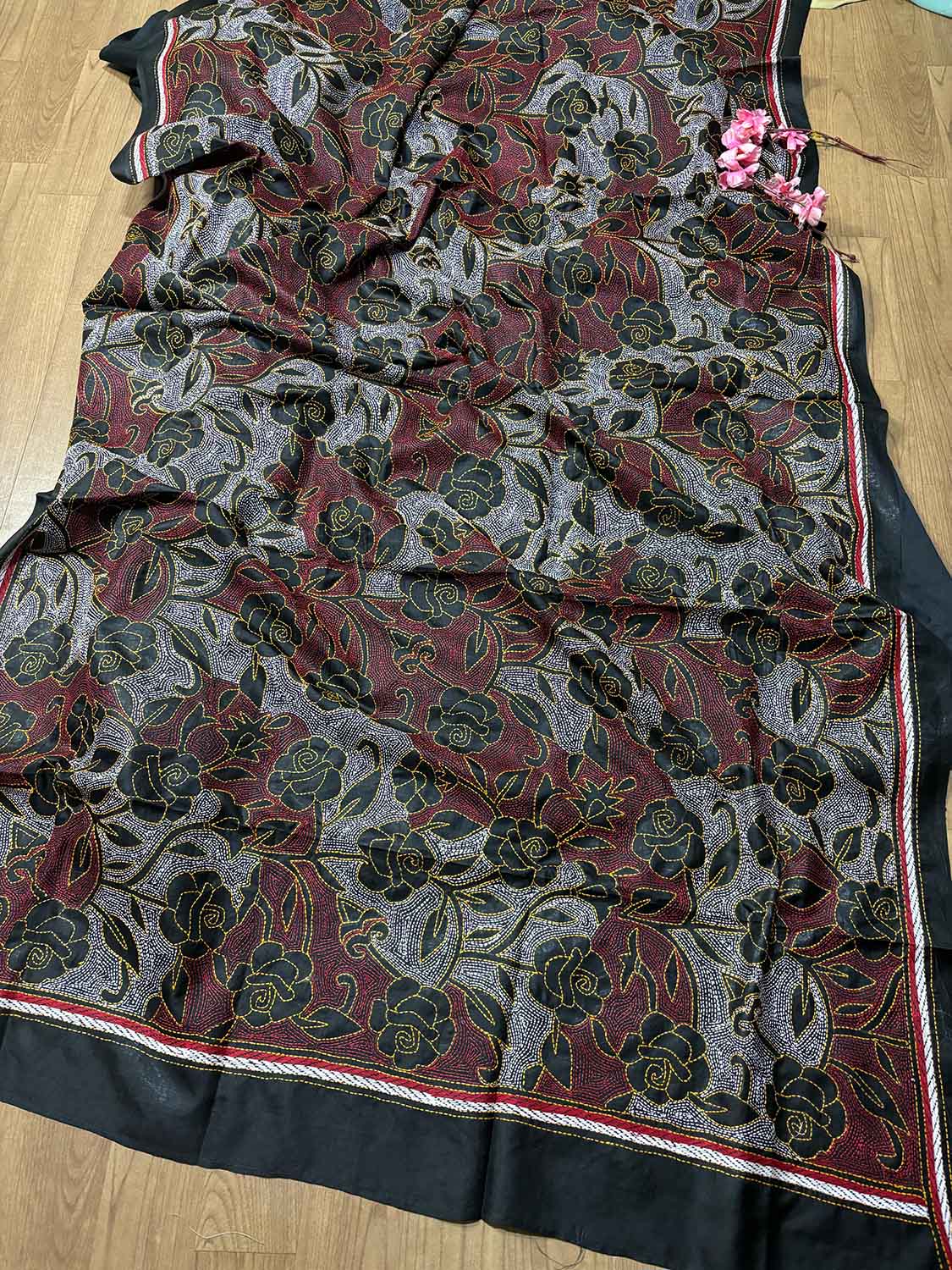 Black Plain Silk Suit With Black Hand Embroidered Reversible Kantha Pure Silk Dupatta - Luxurion World