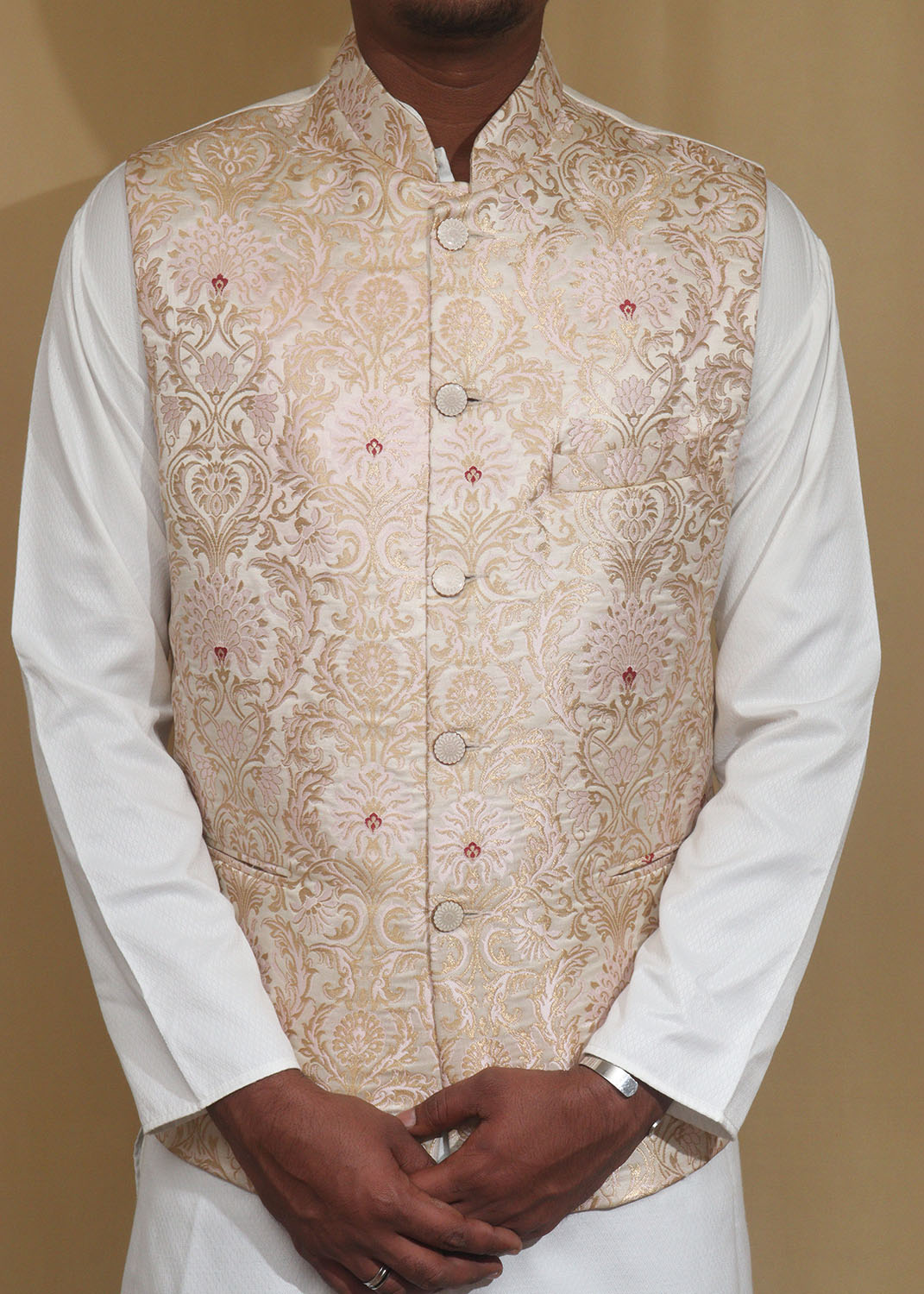 Off White Handloom Banarasi Kimkhwab Nehru Jacket - Luxurion World
