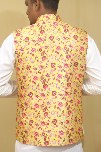 Exquisite Yellow Banarasi Silk Meenakari Floral Jacket: A Captivating Masterpiece - Luxurion World