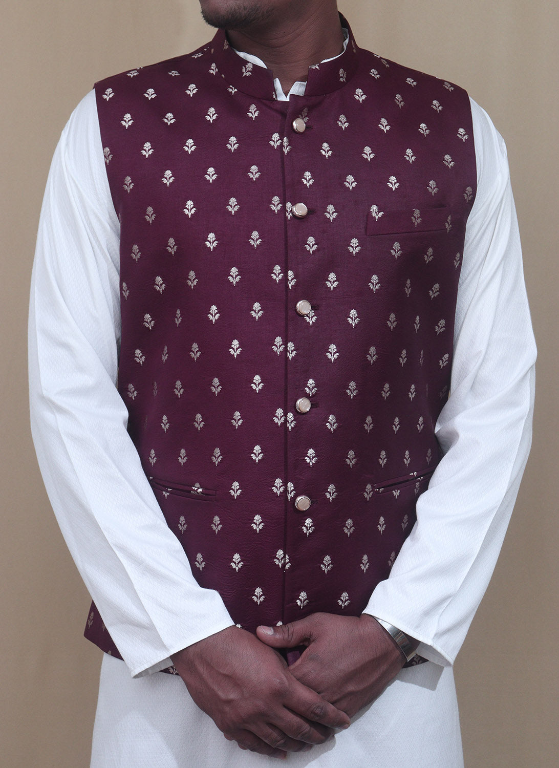 Elegant Maroon Banarasi Silk Jacket: A Timeless Fashion Statement - Luxurion World