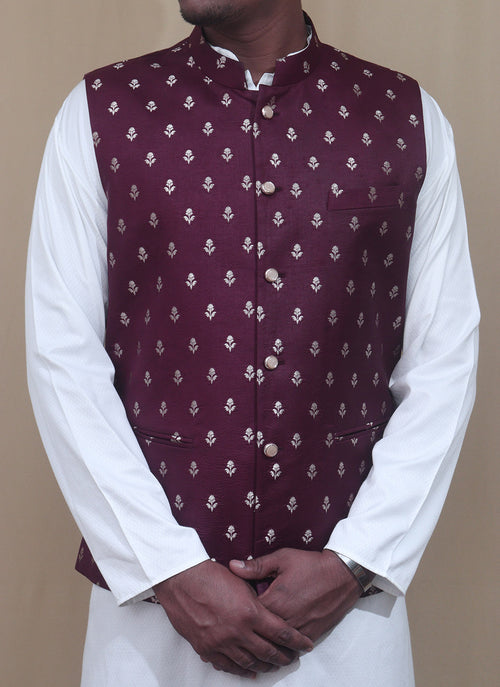 Elegant Maroon Banarasi Silk Jacket: A Timeless Fashion Statement - Luxurion World