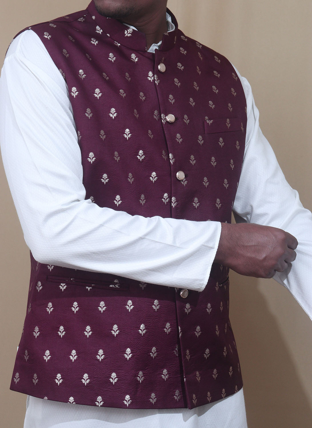Elegant Maroon Banarasi Silk Jacket: A Timeless Fashion Statement - Luxurion World