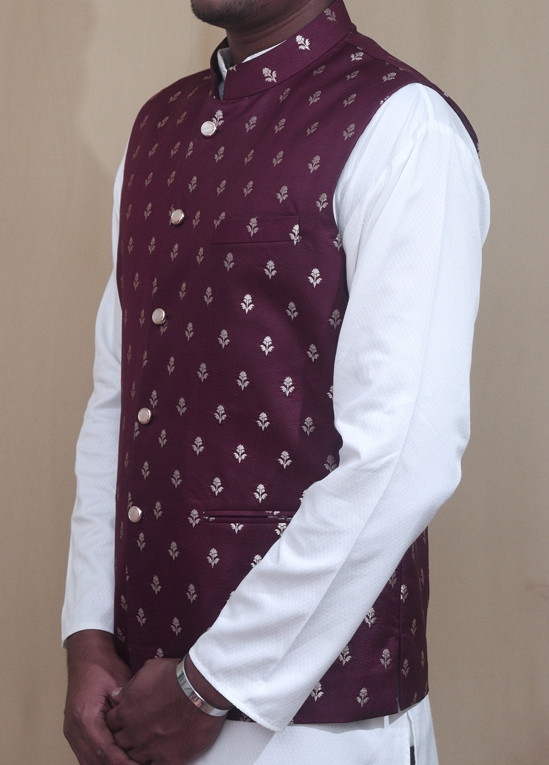 Elegant Maroon Banarasi Silk Jacket: A Timeless Fashion Statement - Luxurion World
