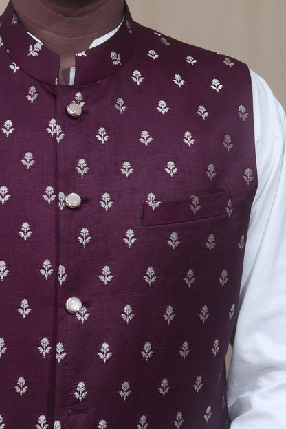 Elegant Maroon Banarasi Silk Jacket: A Timeless Fashion Statement - Luxurion World