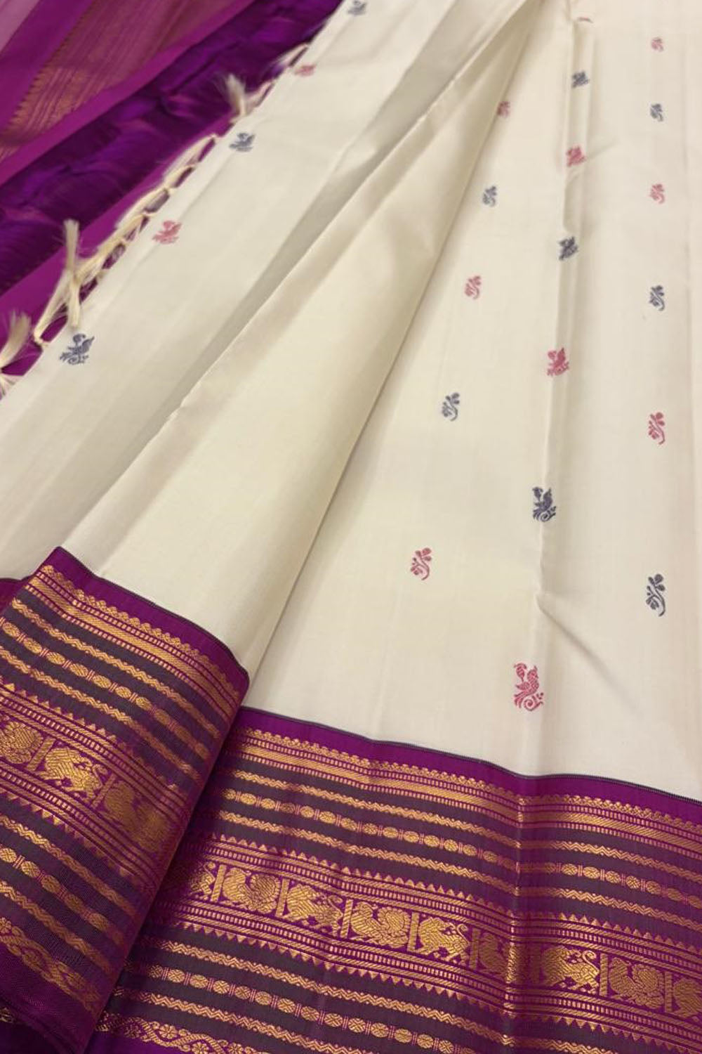 Off White Kanjeevaram Pure Silk Saree Handloom Woven Wedding