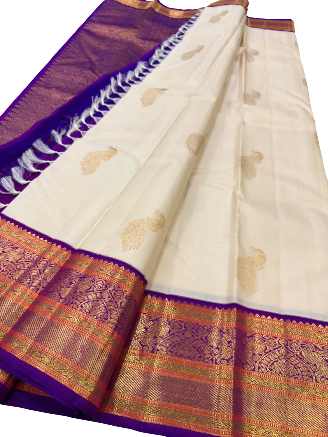 Off White Handloom Kanjeevaram Pure Silk Saree