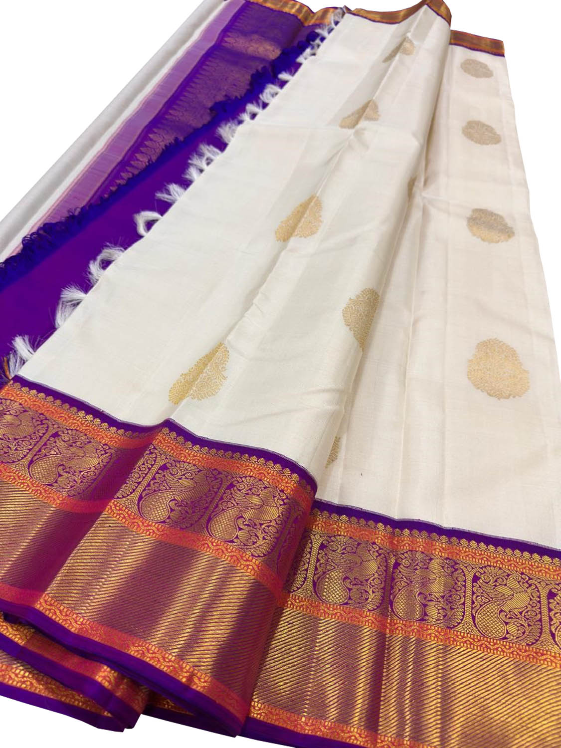 Off White Handloom Kanjeevaram Pure Silk Saree