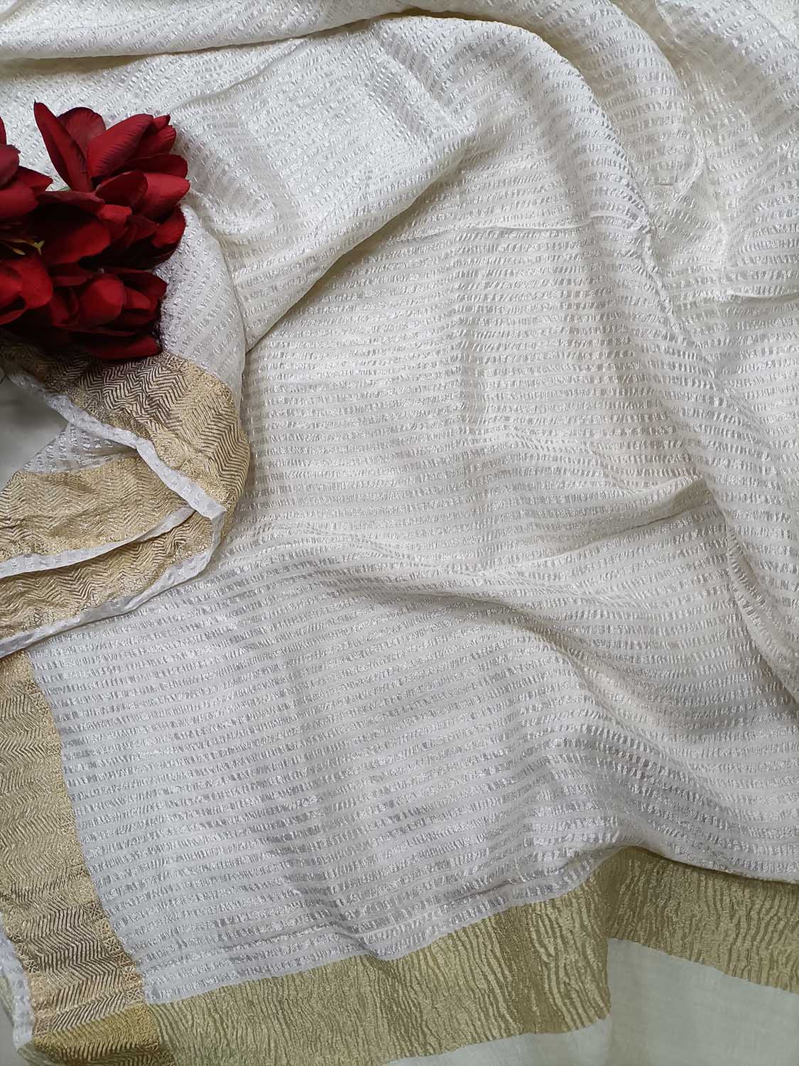 Dyeable Handloom Banarasi Pure Moonga Silk Stripe Design Dupatta - Luxurion World- Crafted Heirlooms