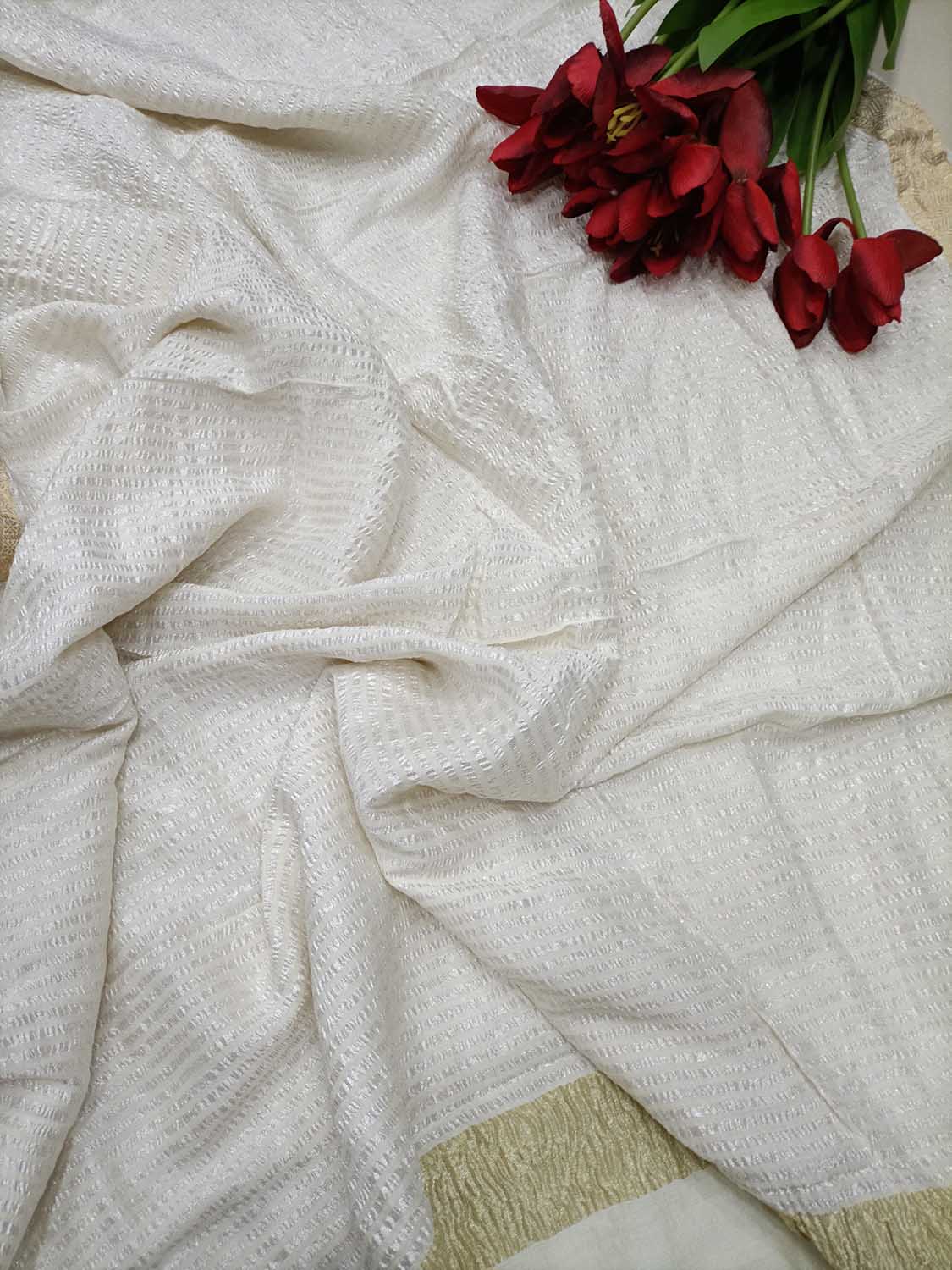 Dyeable Handloom Banarasi Pure Moonga Silk Stripe Design Dupatta - Luxurion World