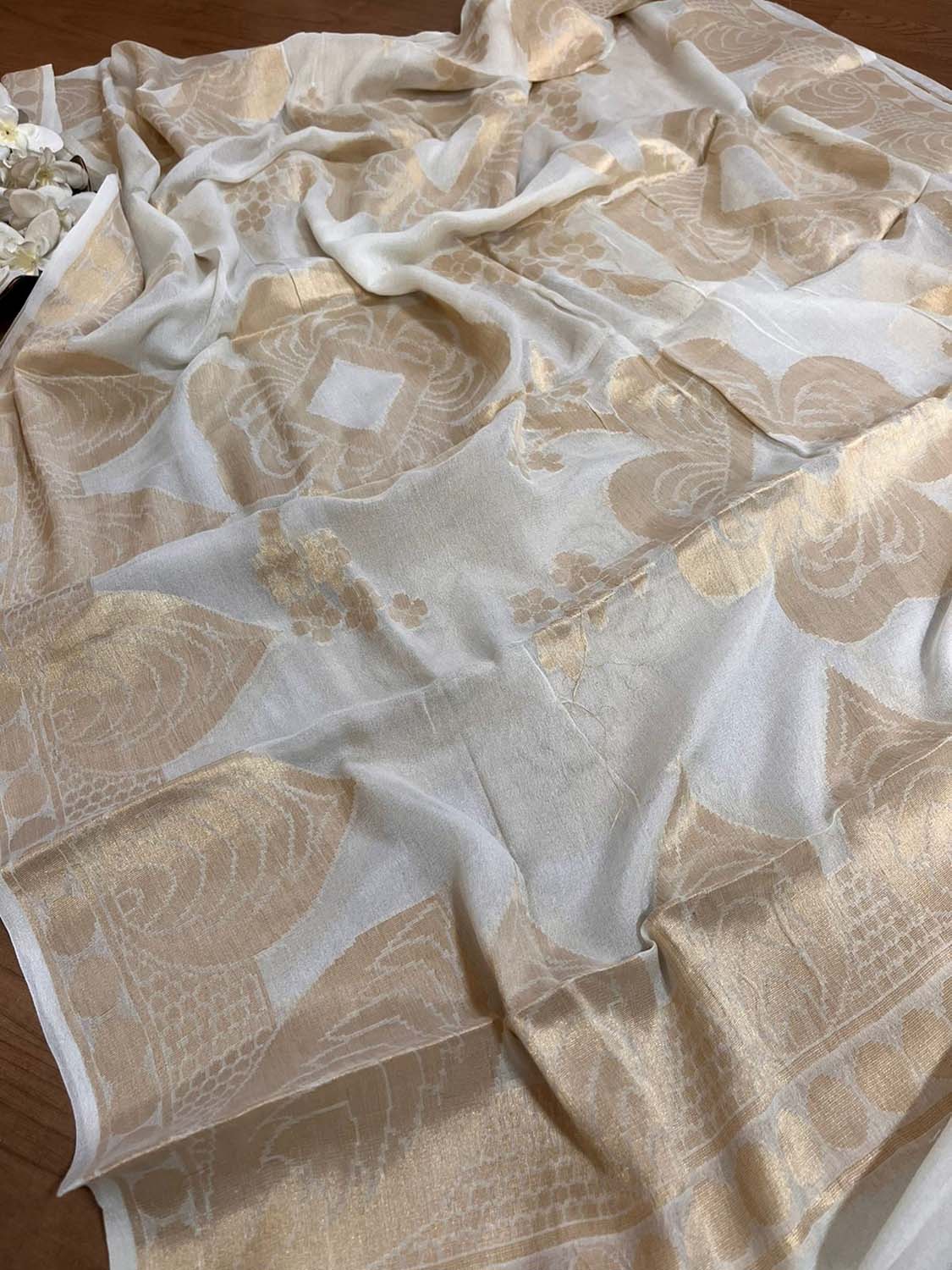 Stunning Dyeable Banarasi Chiffon Dupatta - Handloom Beauty - Luxurion World
