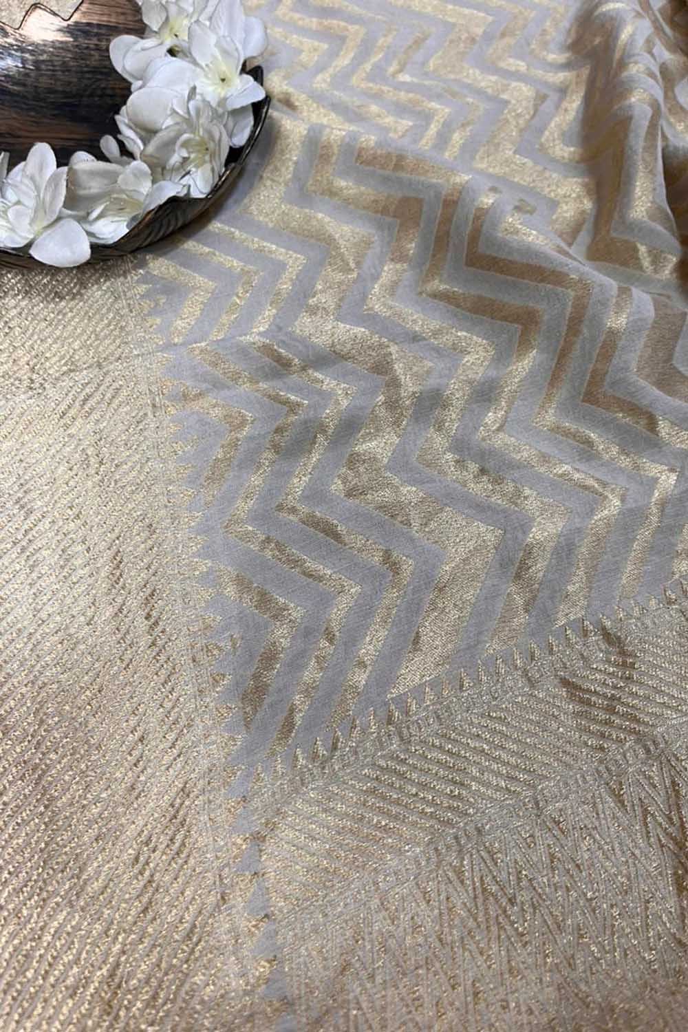 Vibrant Dyeable Banarasi Handloom Moonga Georgette Dupatta - Luxurion World