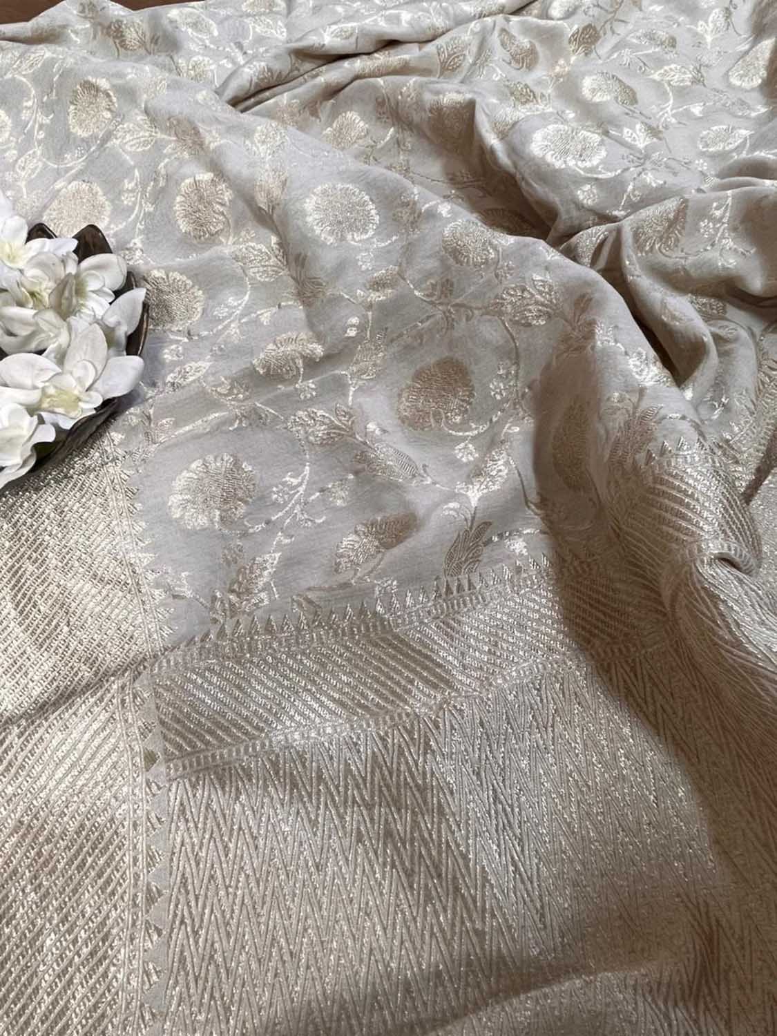 Stunning Dyeable Banarasi Handloom Moonga Georgette Dupatta - Luxurion World