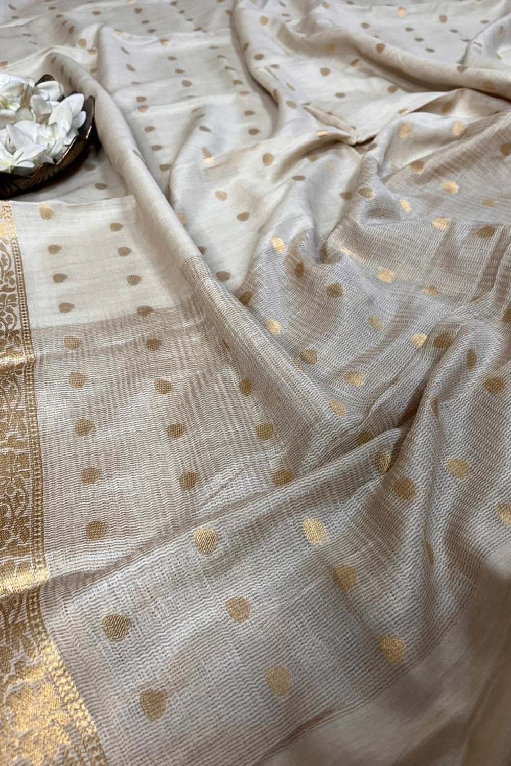 Vibrant Dyeable Banarasi Handloom Moonga Silk Dupatta - Luxurion World