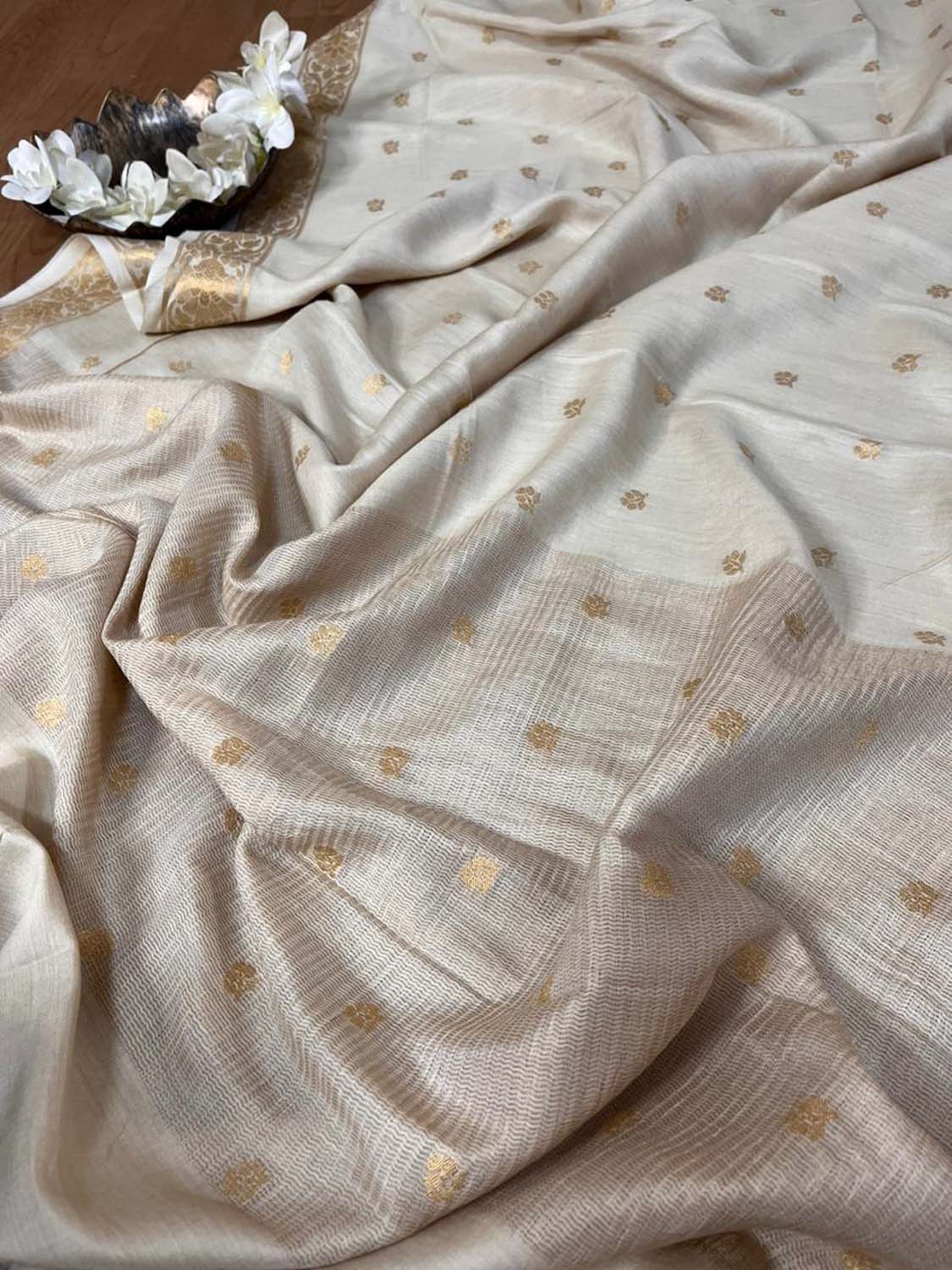 Vibrant Dyeable Banarasi Handloom Moonga Silk Dupatta - Luxurion World- Crafted Heirlooms