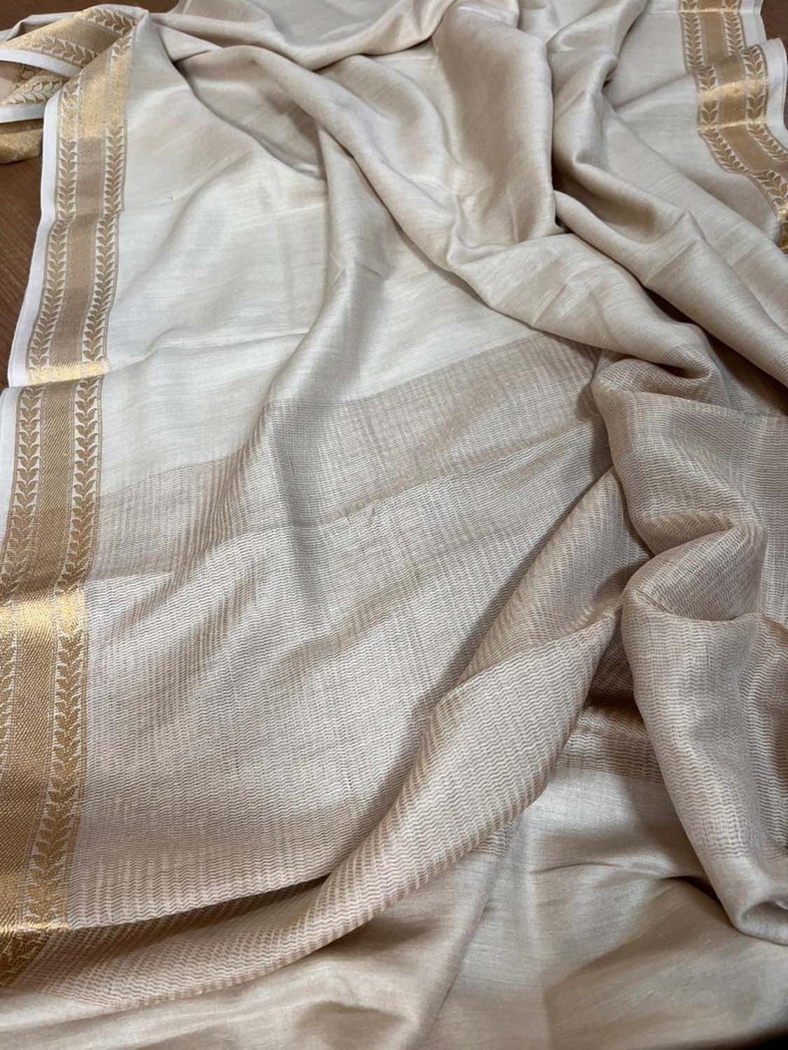 Vibrant Dyeable Banarasi Handloom Moonga Silk Dupatta - Luxurion World