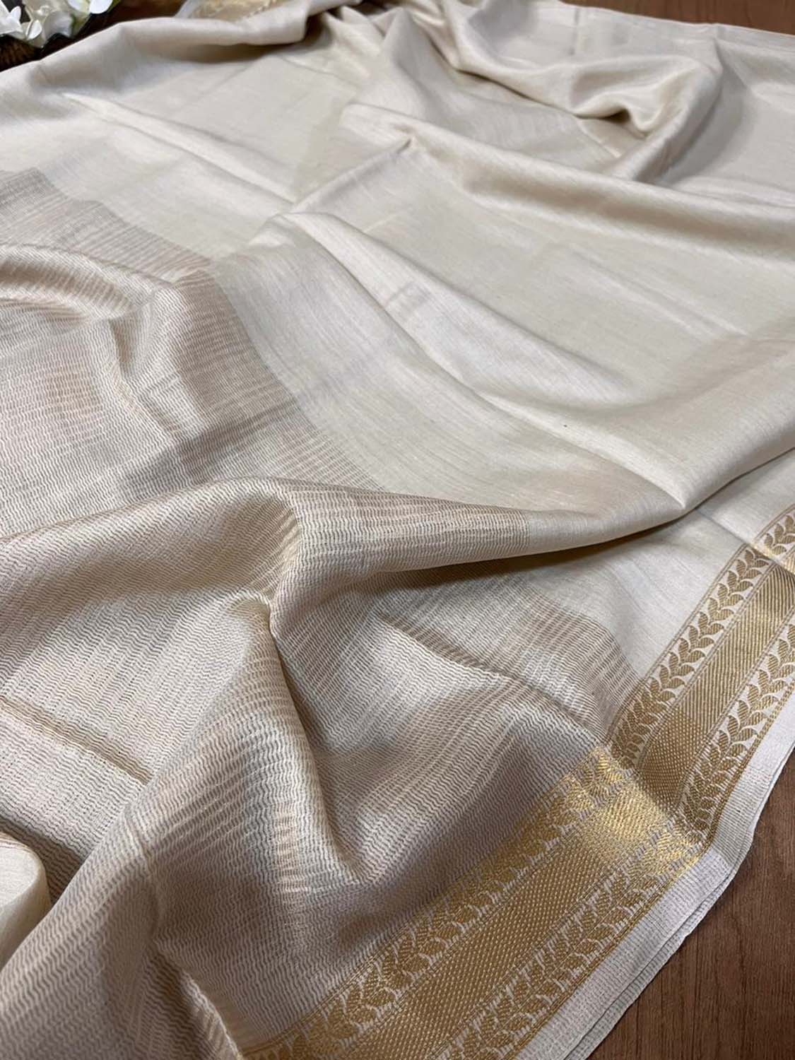 Vibrant Dyeable Banarasi Handloom Moonga Silk Dupatta - Luxurion World